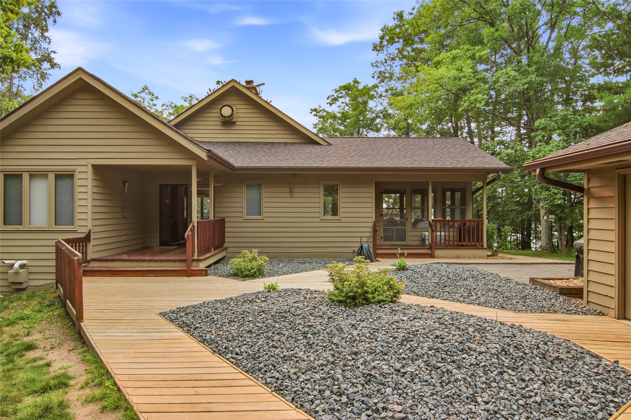 10026n Harnden Road Property Photo 45