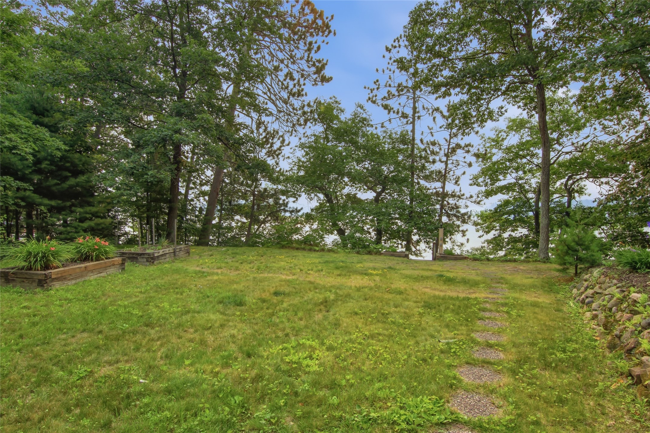 10026n Harnden Road Property Photo 49