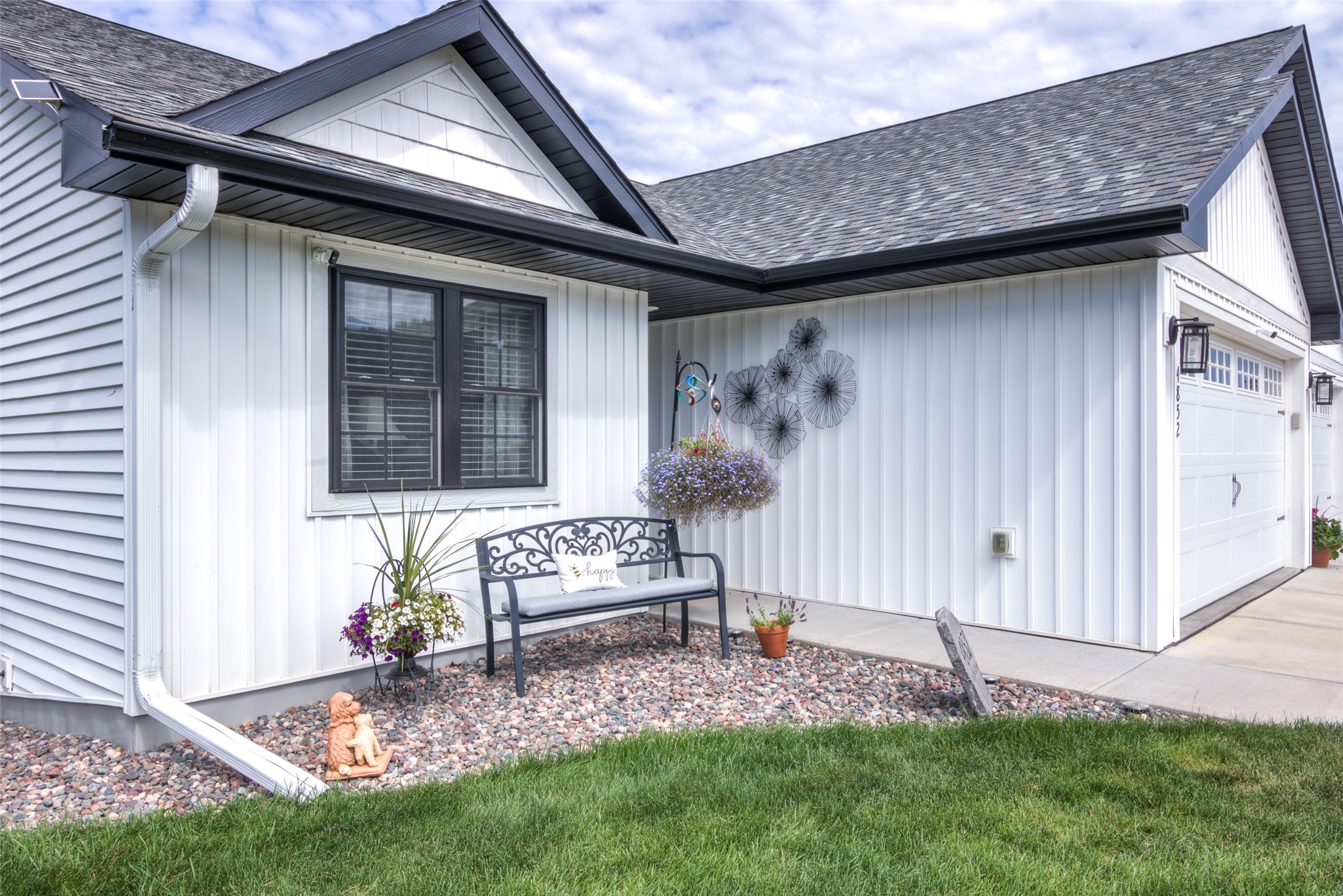 4852 Waylon Street Property Photo 45