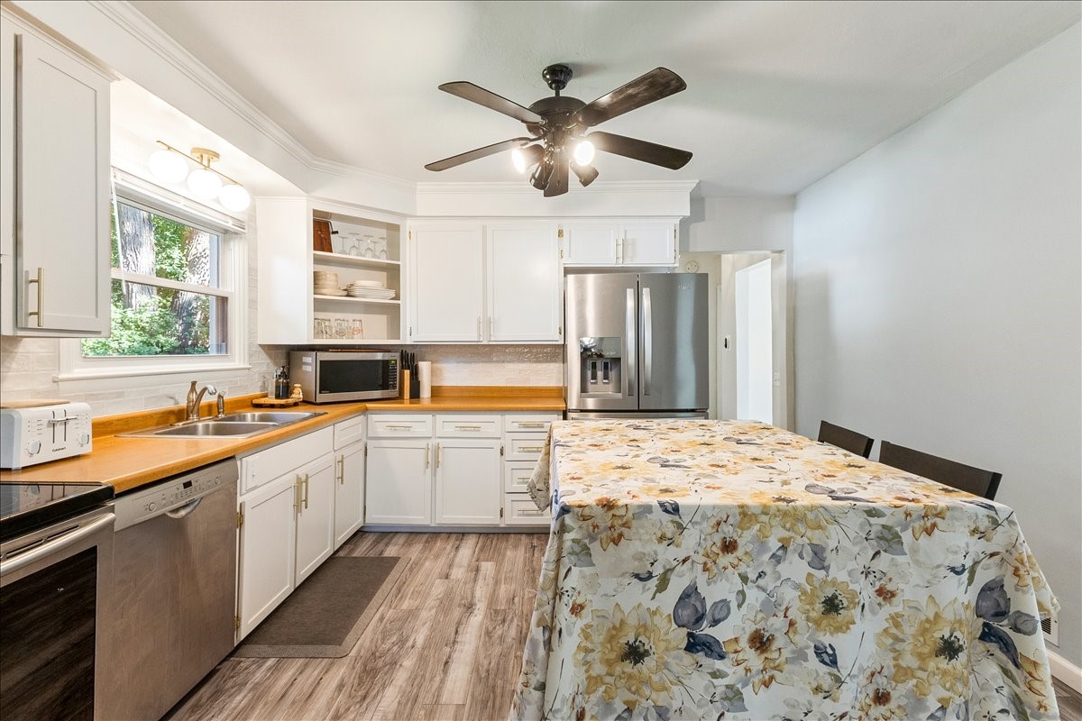 3436 Rudolph Road Property Photo 5