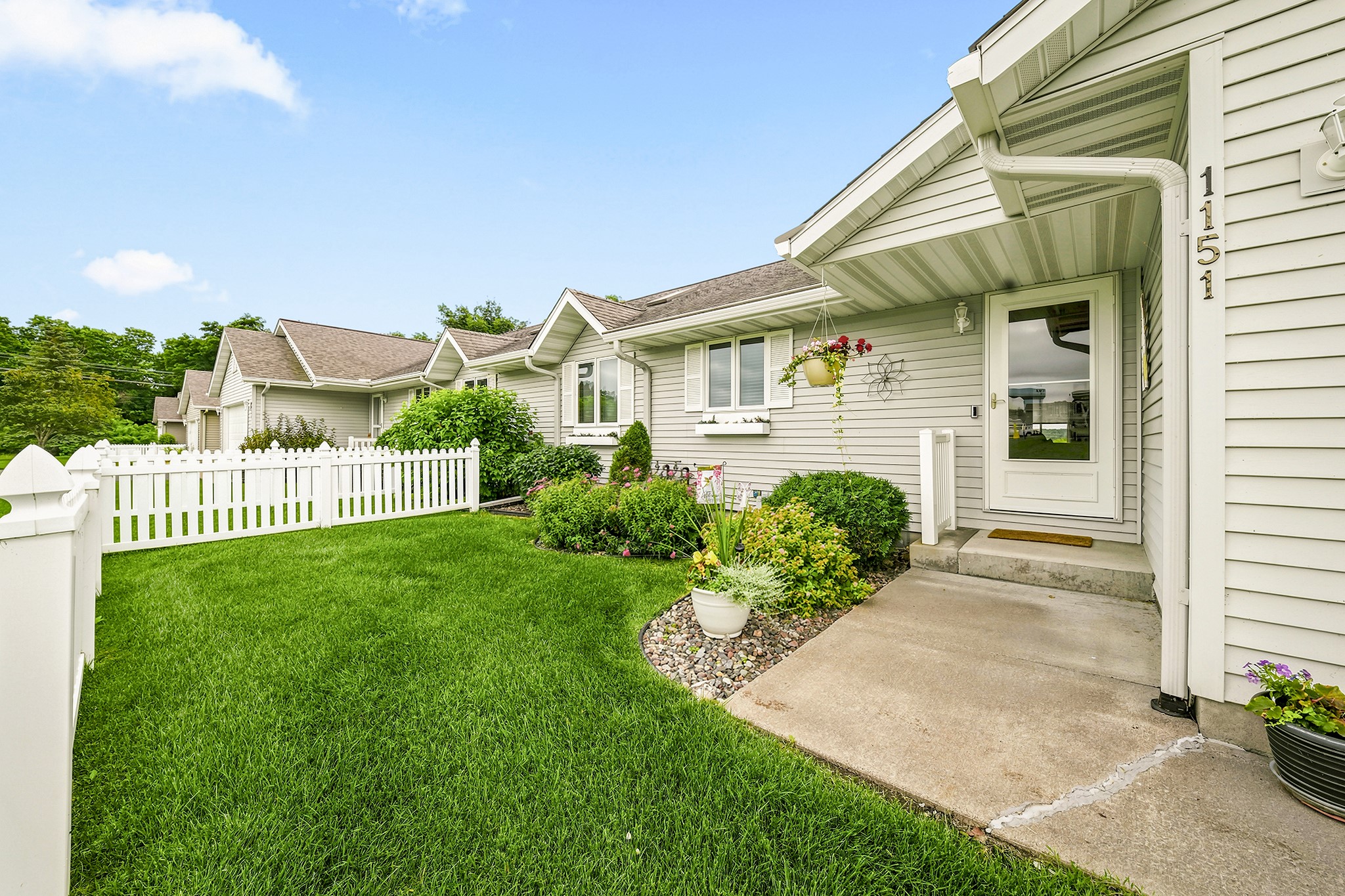 1151 Weather Ridge Road Property Photo 3