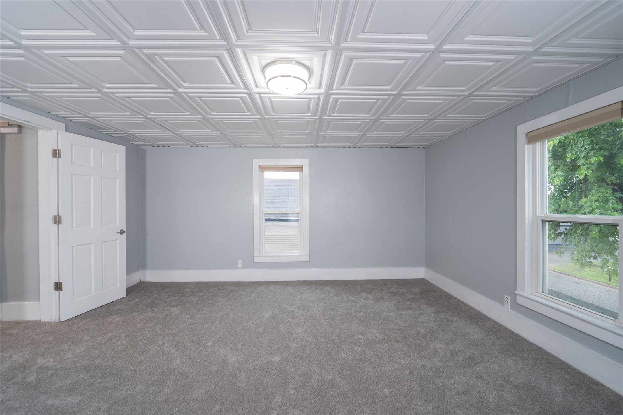 205 E Hudson Street Property Photo 26