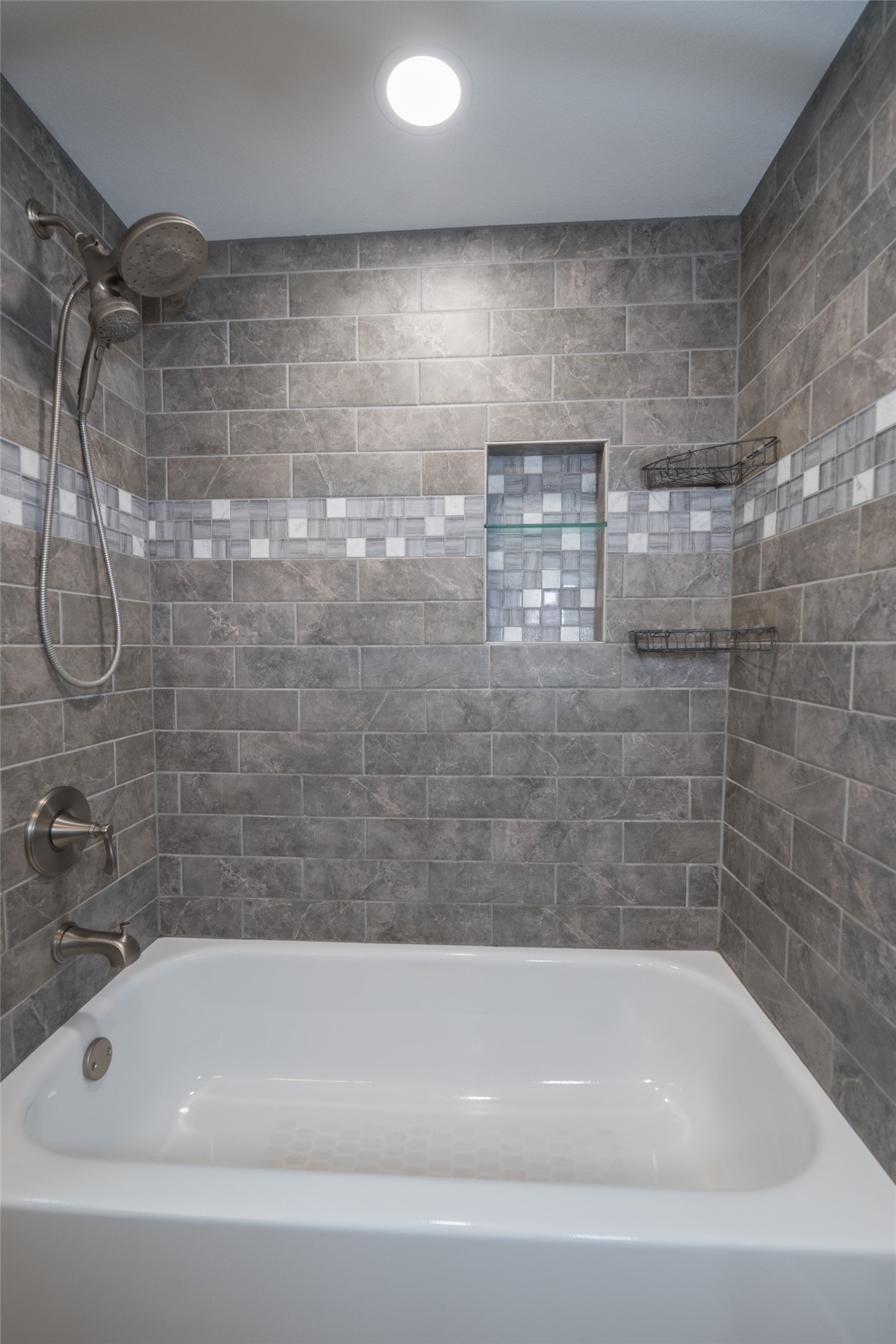 205 E Hudson Street Property Photo 37