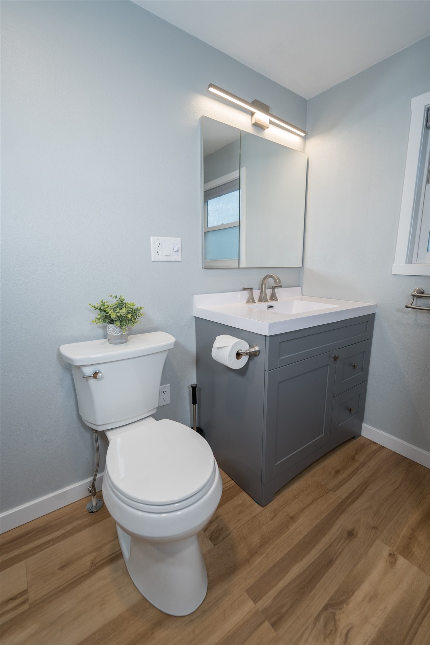 205 E Hudson Street Property Photo 39