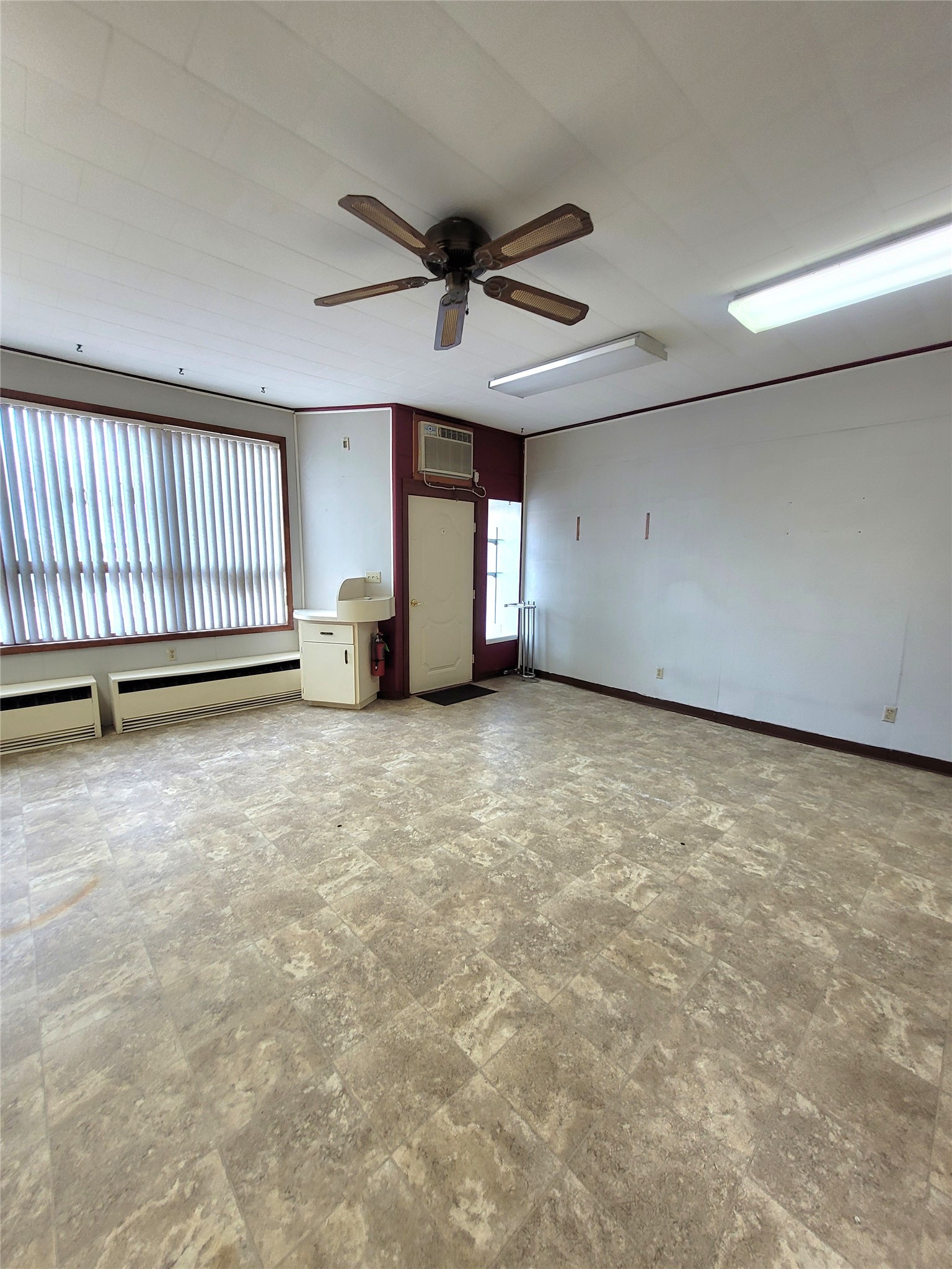 1603065 Property Photo 5