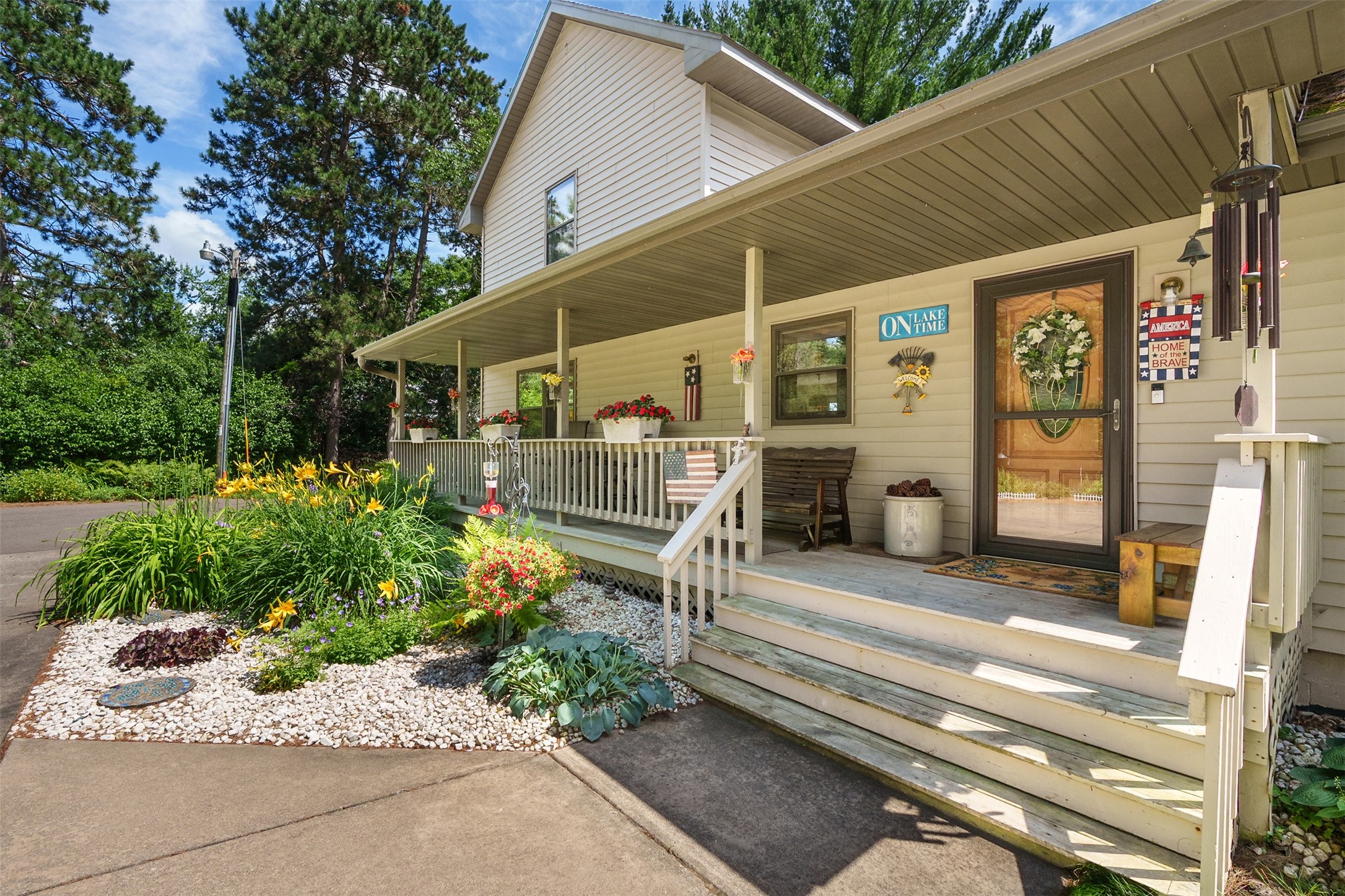 5991 North Shore Drive Property Photo 5