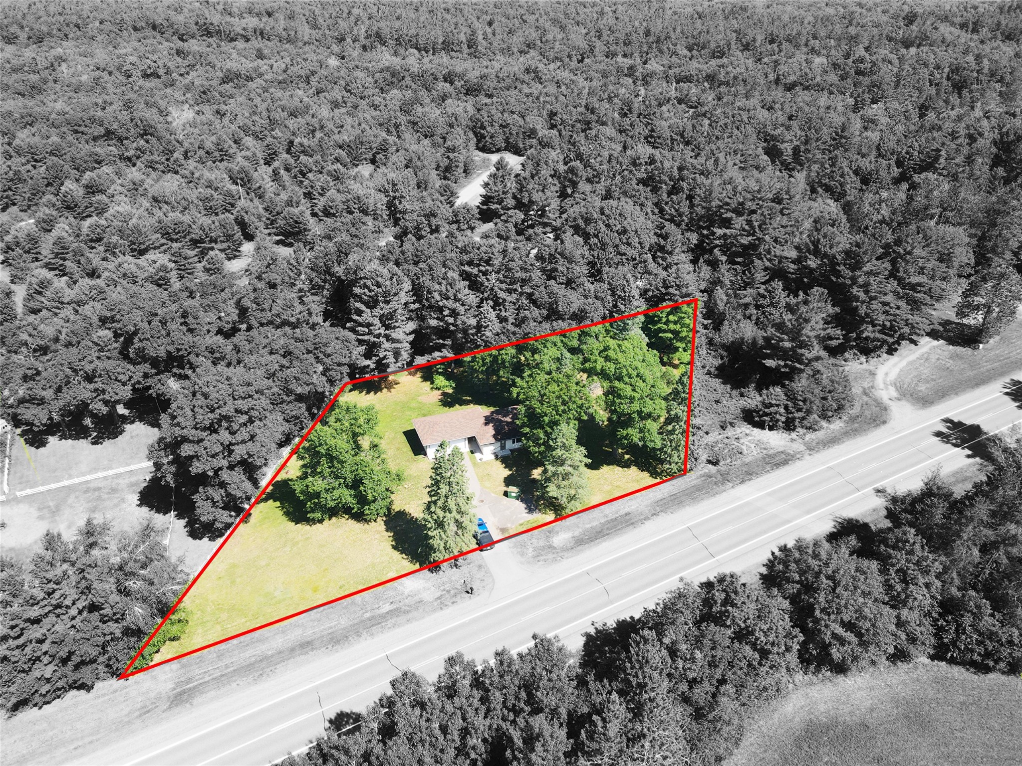 W11002 Us Highway 8 Property Photo 2