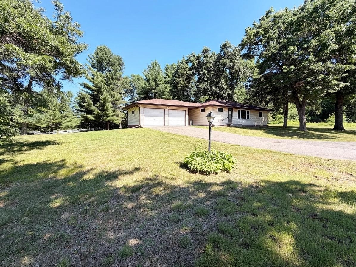 W11002 Us Highway 8 Property Photo 24