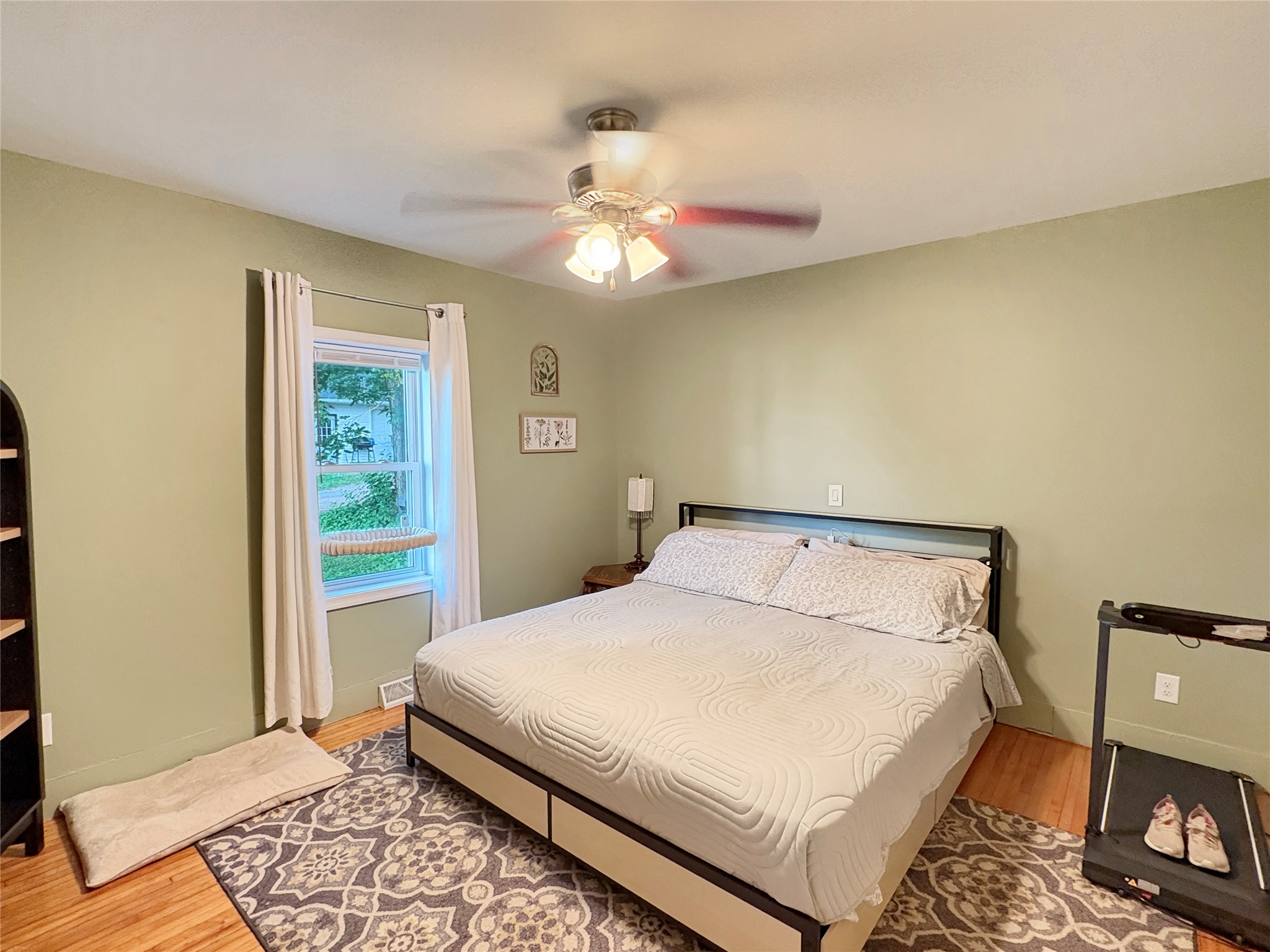 230 Huron Street Property Photo 9