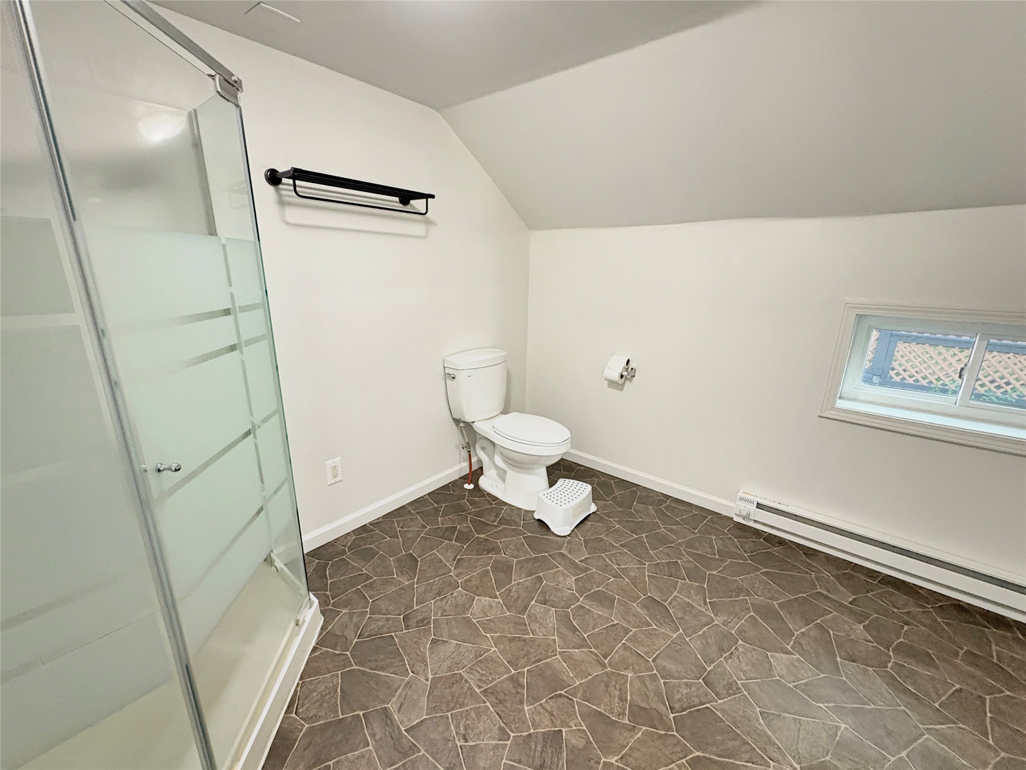 230 Huron Street Property Photo 18