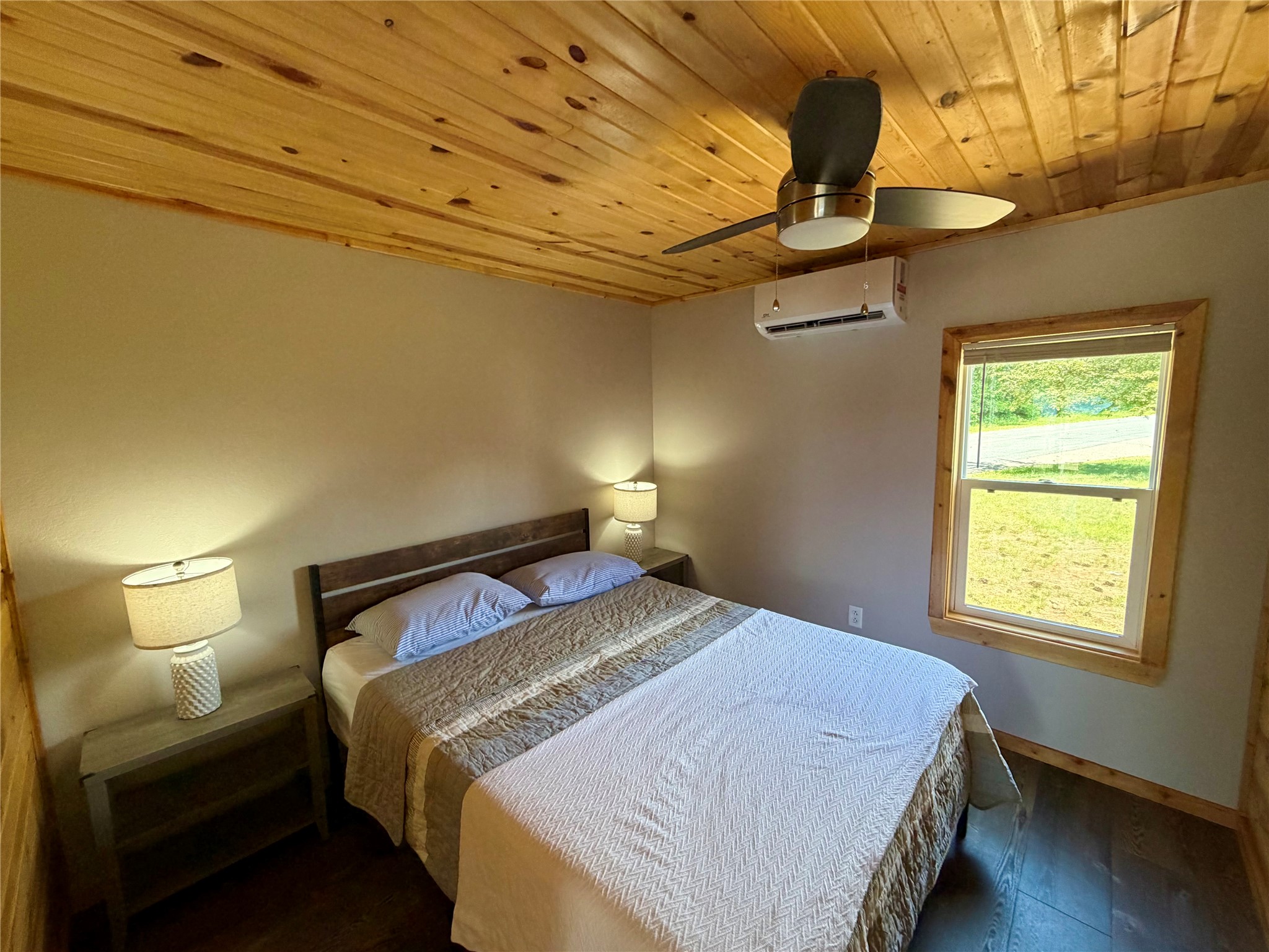 1603106 Property Photo 10