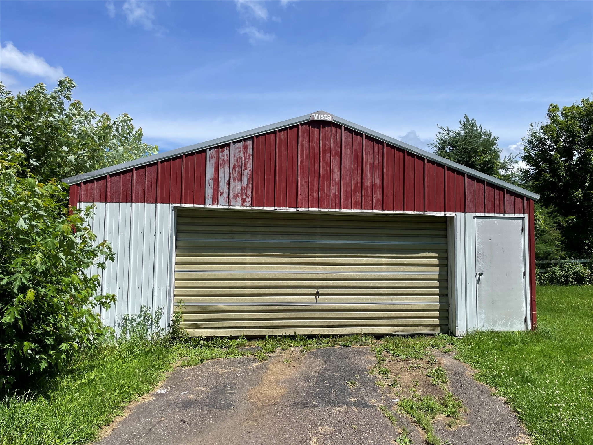 805 E Clover Street Property Photo 16