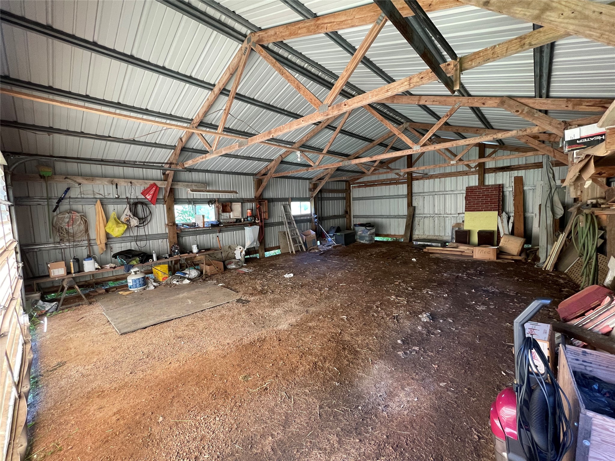 805 E Clover Street Property Photo 19