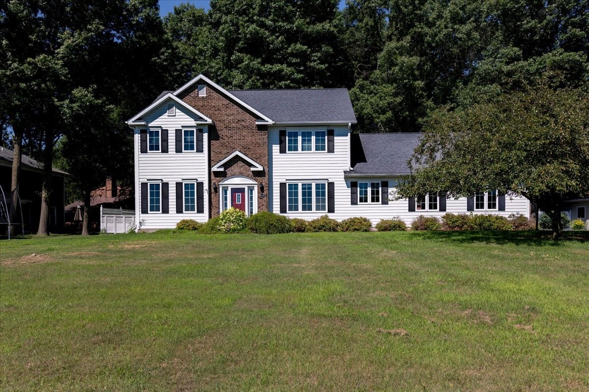 309 Red Cedar Street Property Photo 1