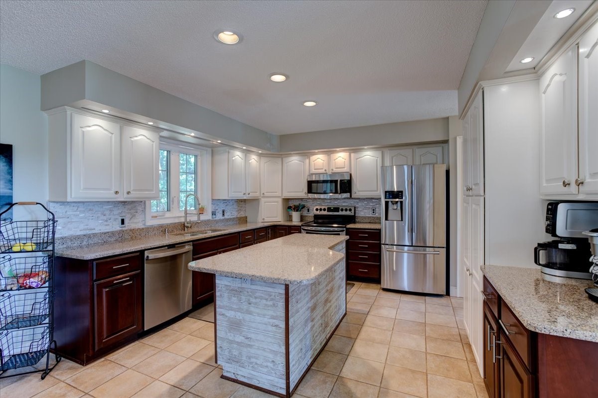 309 Red Cedar Street Property Photo 4