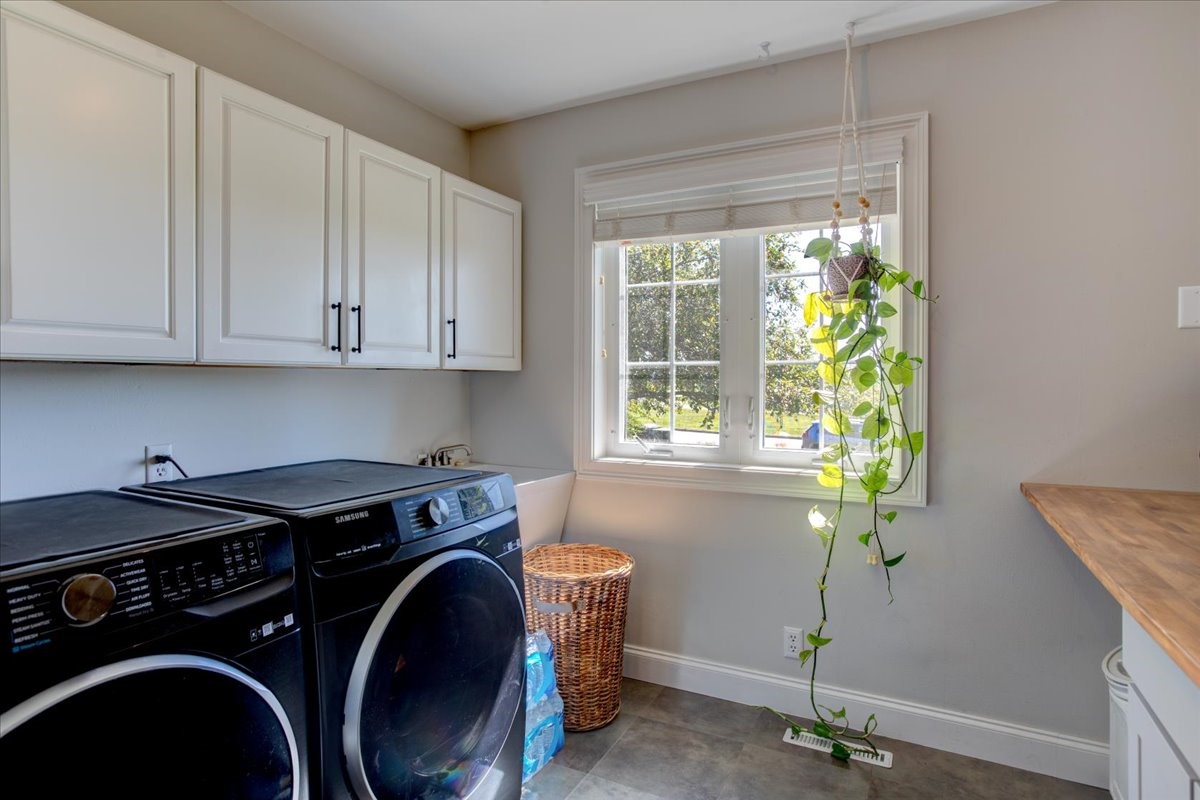 309 Red Cedar Street Property Photo 22
