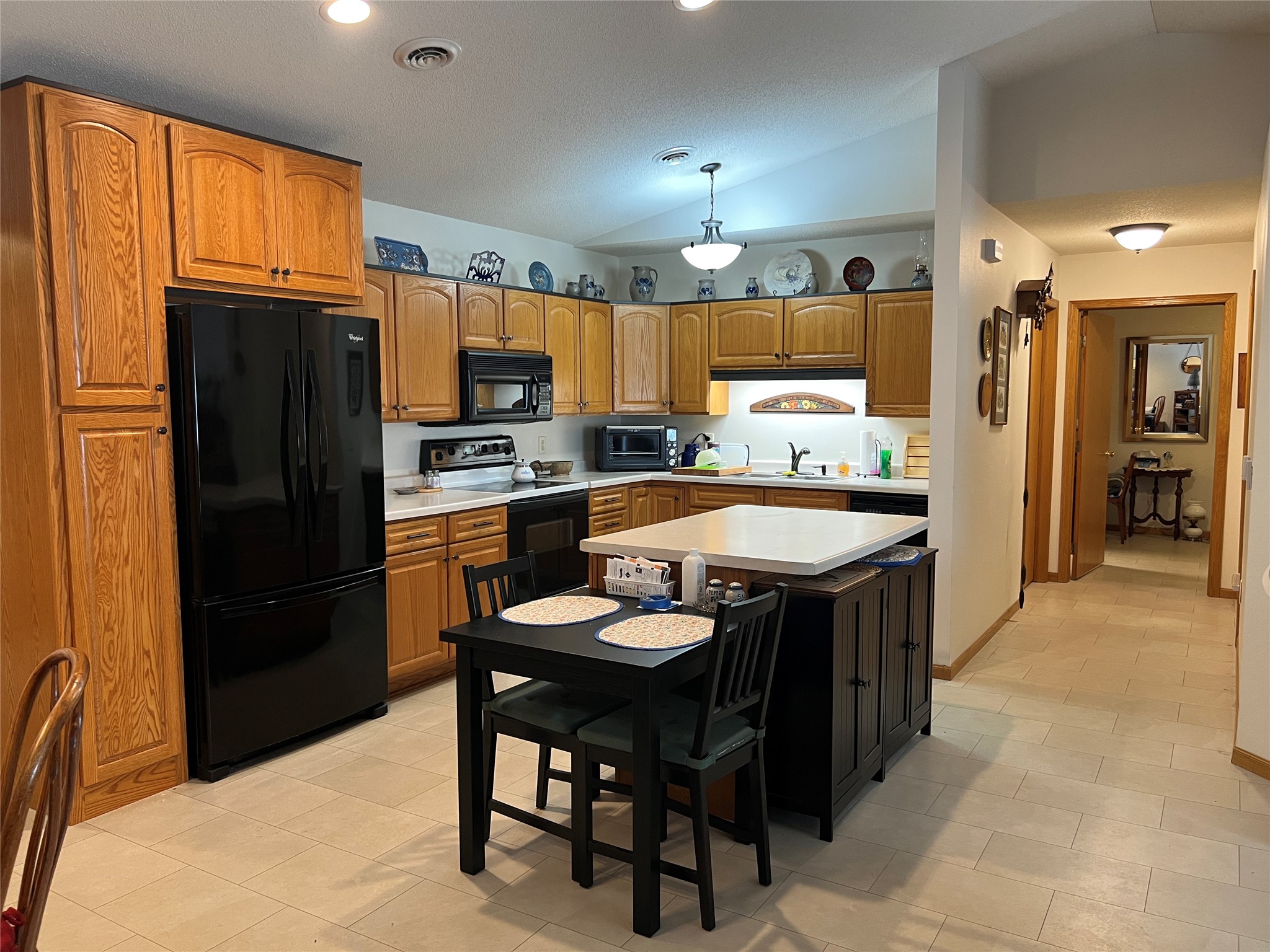 1571 Forest Street Property Photo 2