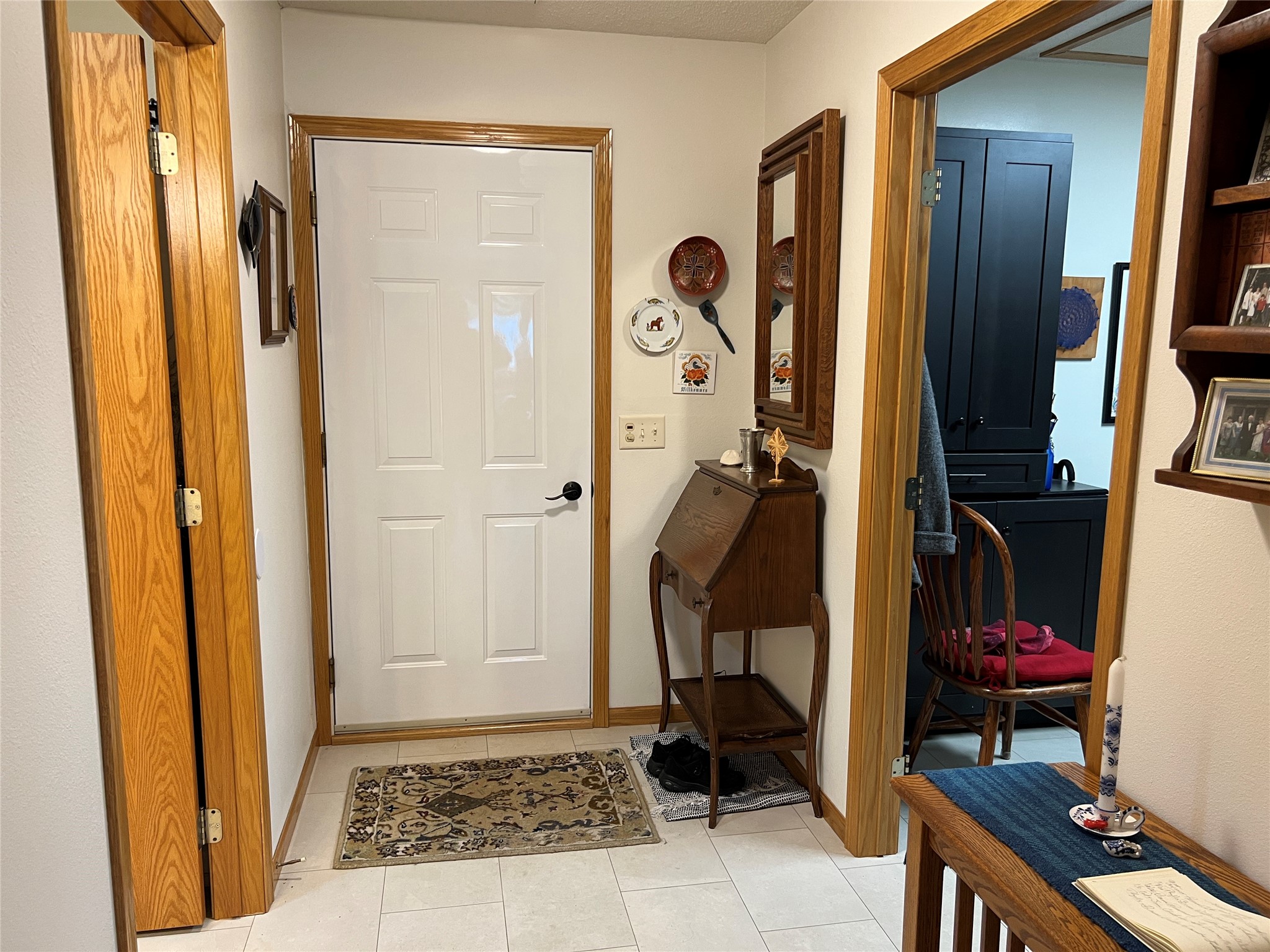 1571 Forest Street Property Photo 5
