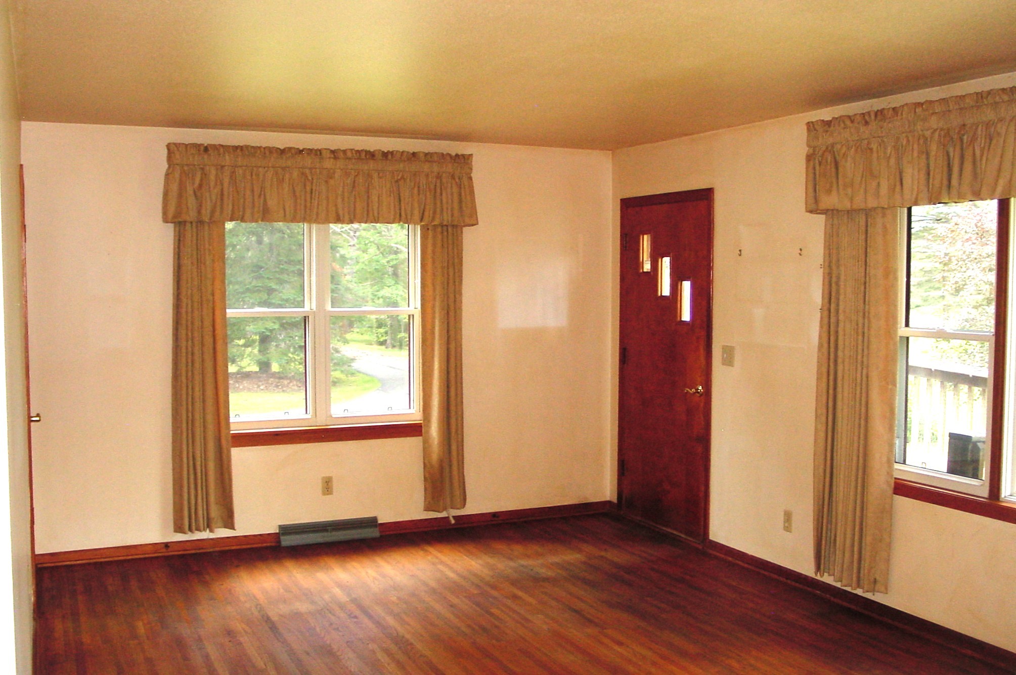 W10529 Us Highway 8 Property Photo 15