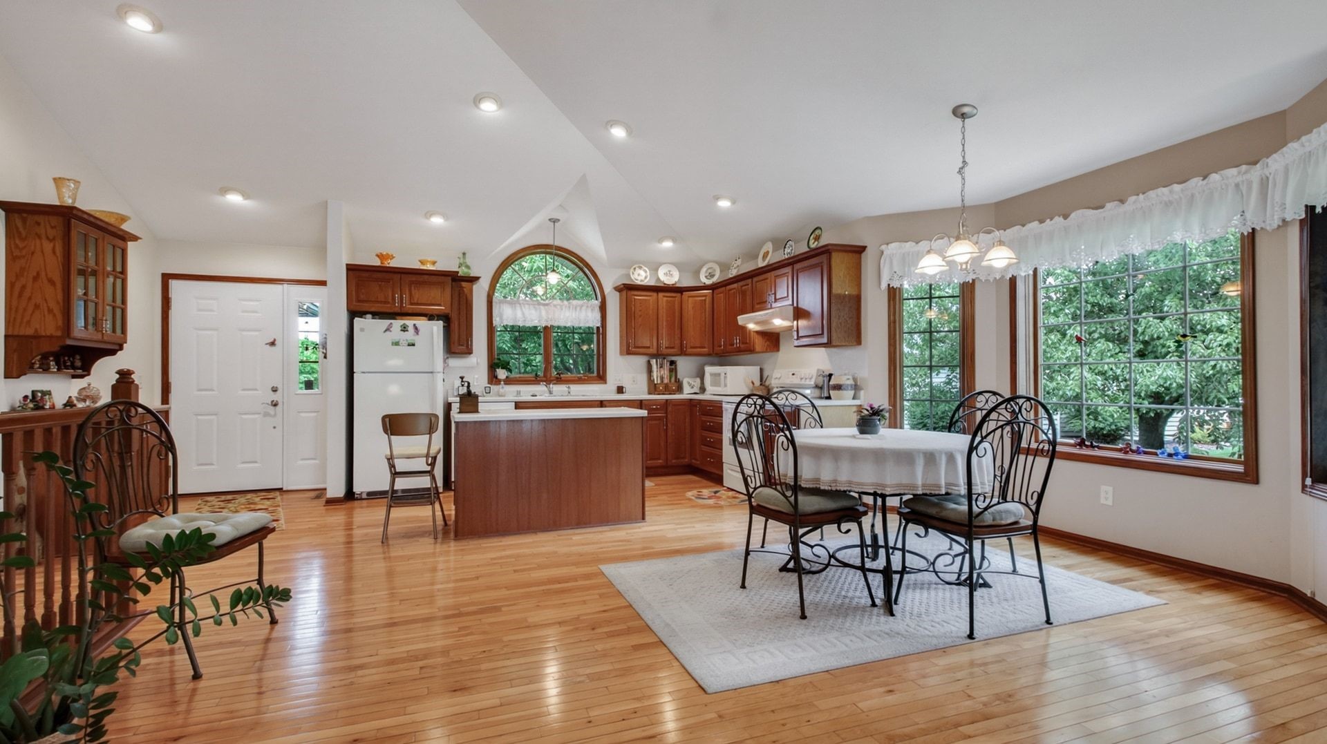 4108 Wild Ridge Court Property Photo 6