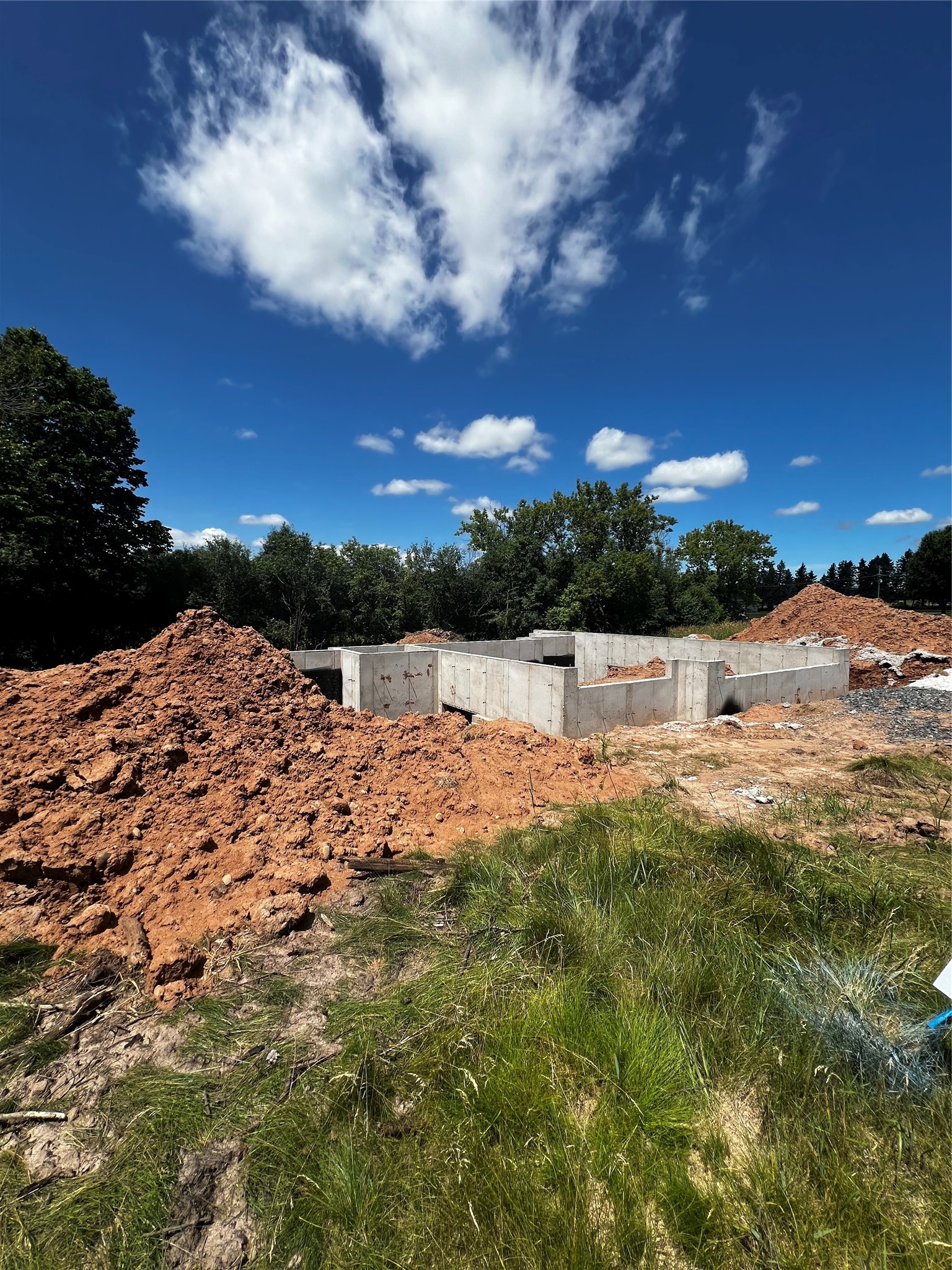 606 Cameron Road Property Photo 3