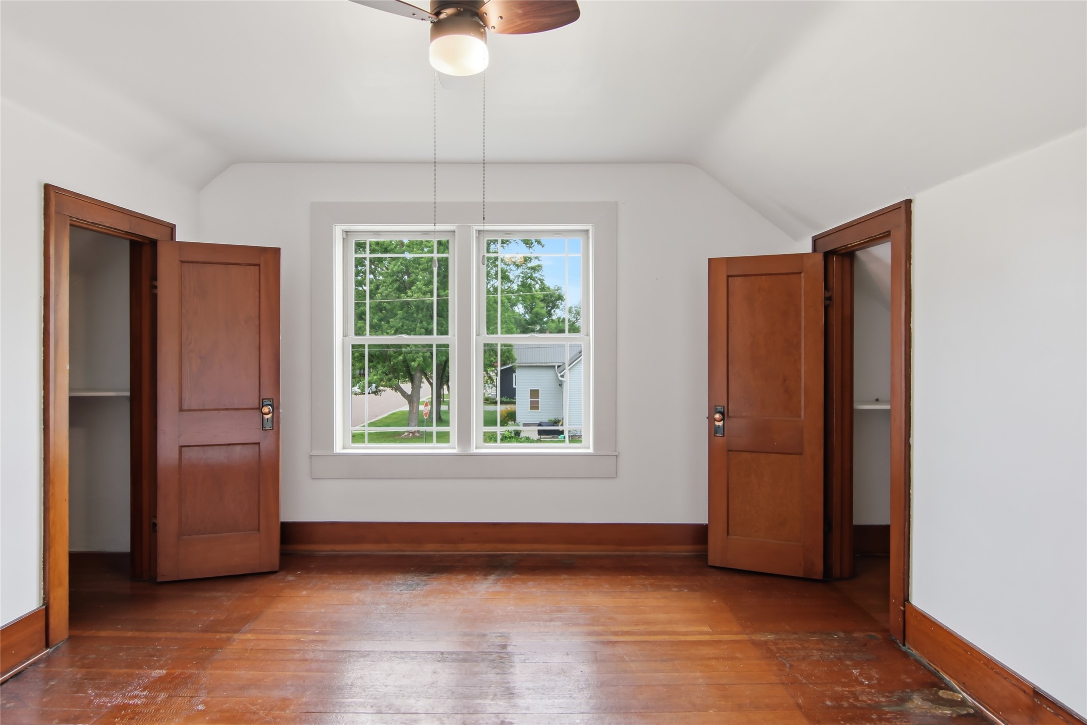 14006 Pine Street Property Photo 22
