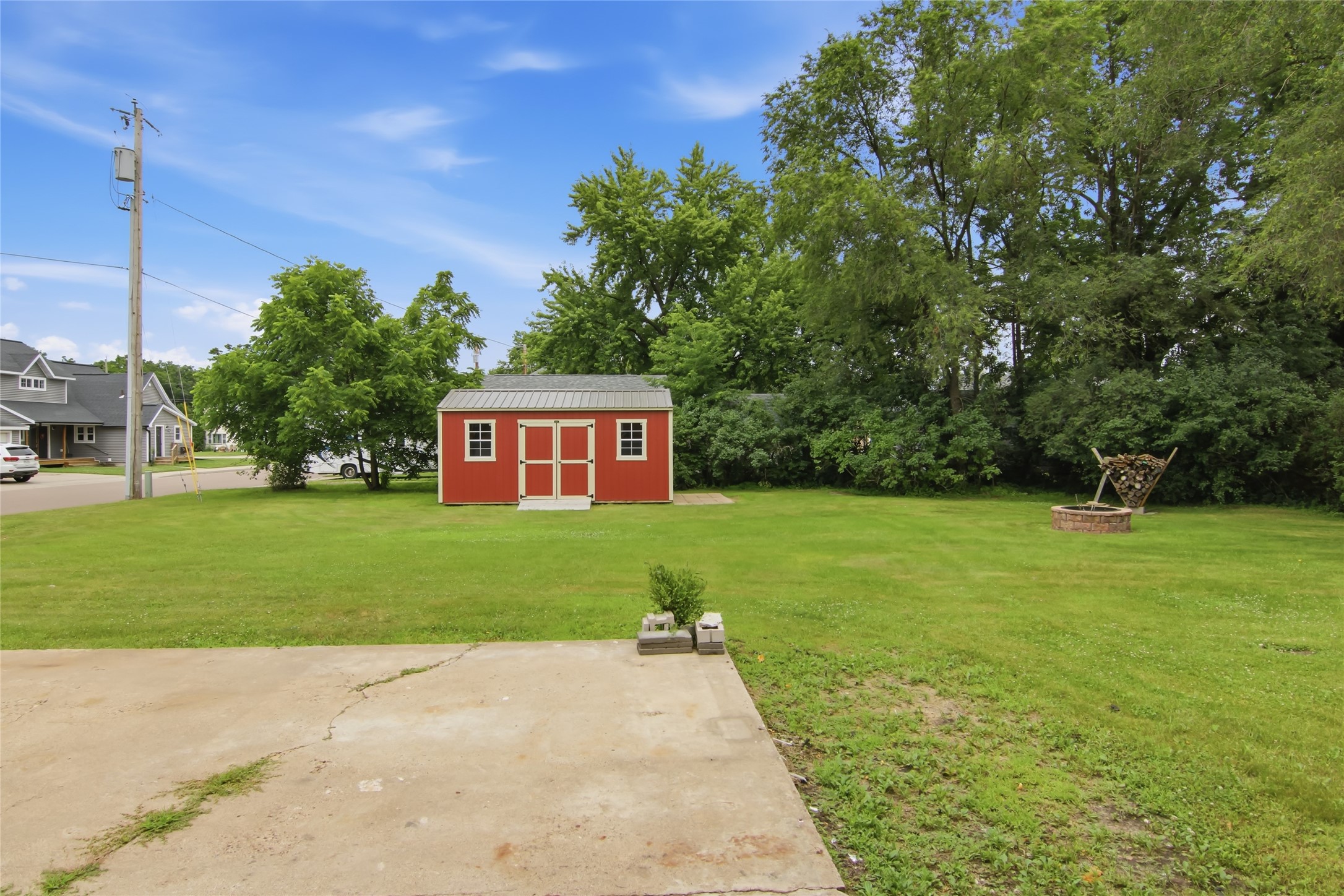 14006 Pine Street Property Photo 32