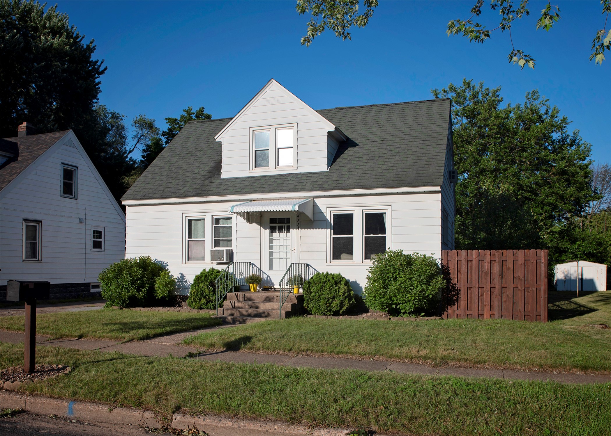 2531 6th Street Property Photo 1