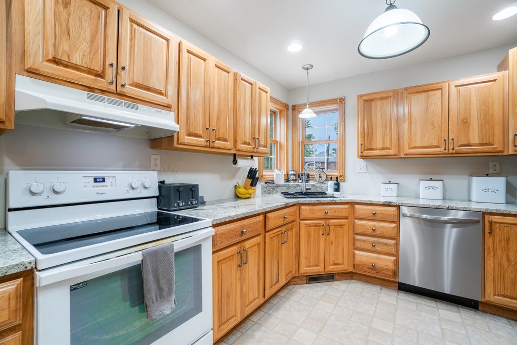 1015 Wilson Avenue Property Photo 10