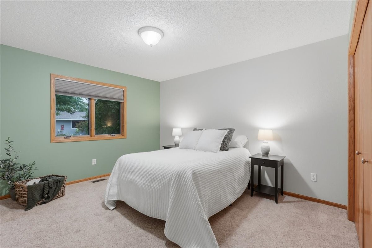 1420 6th Avenue Property Photo 14