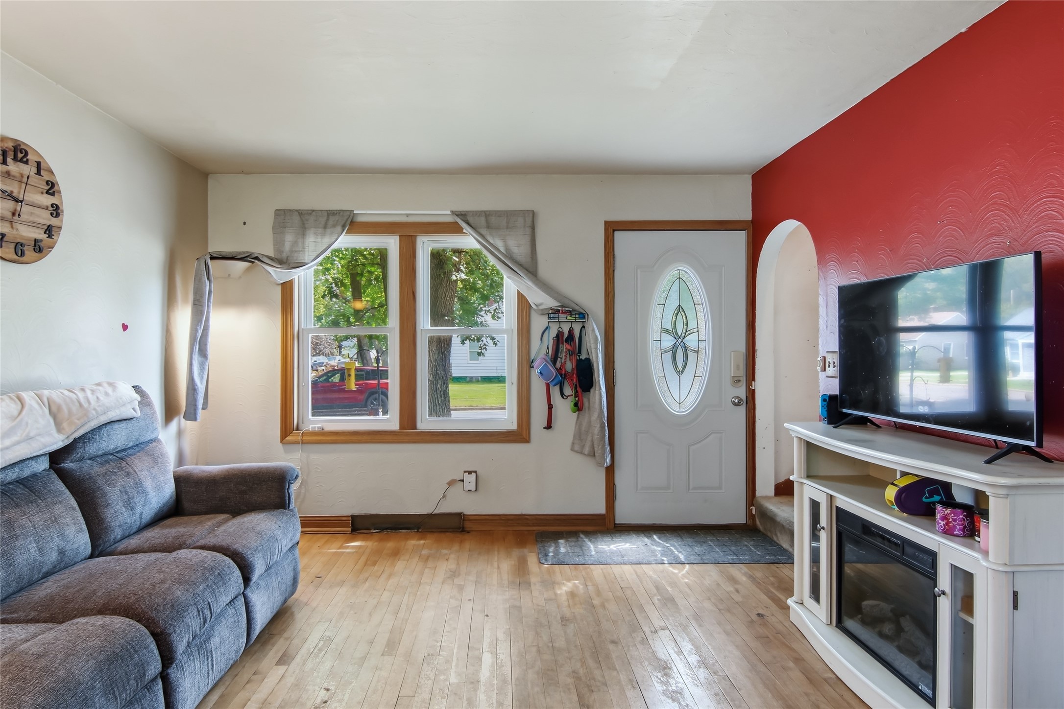 604 Bolles Street Property Photo 6