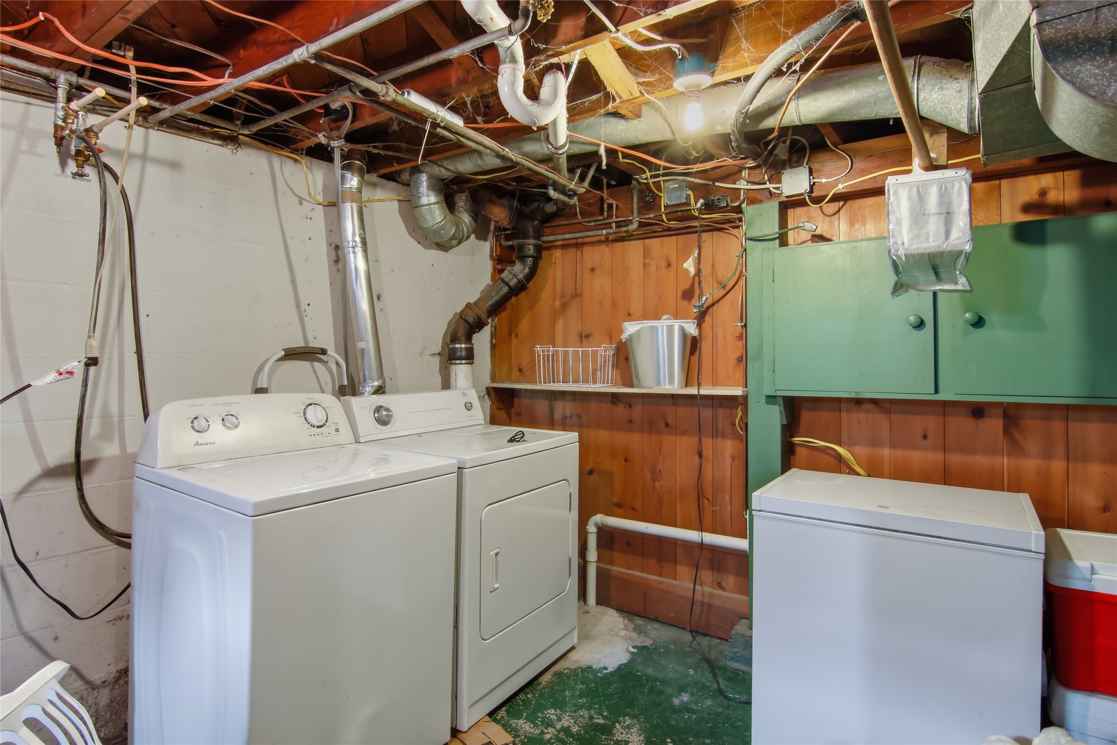 604 Bolles Street Property Photo 33