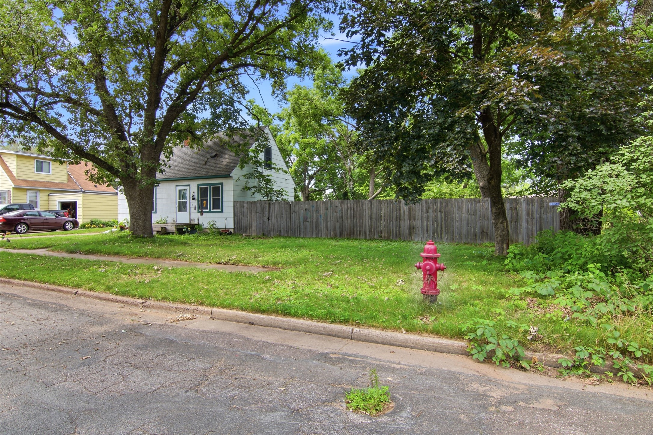 604 Bolles Street Property Photo 48