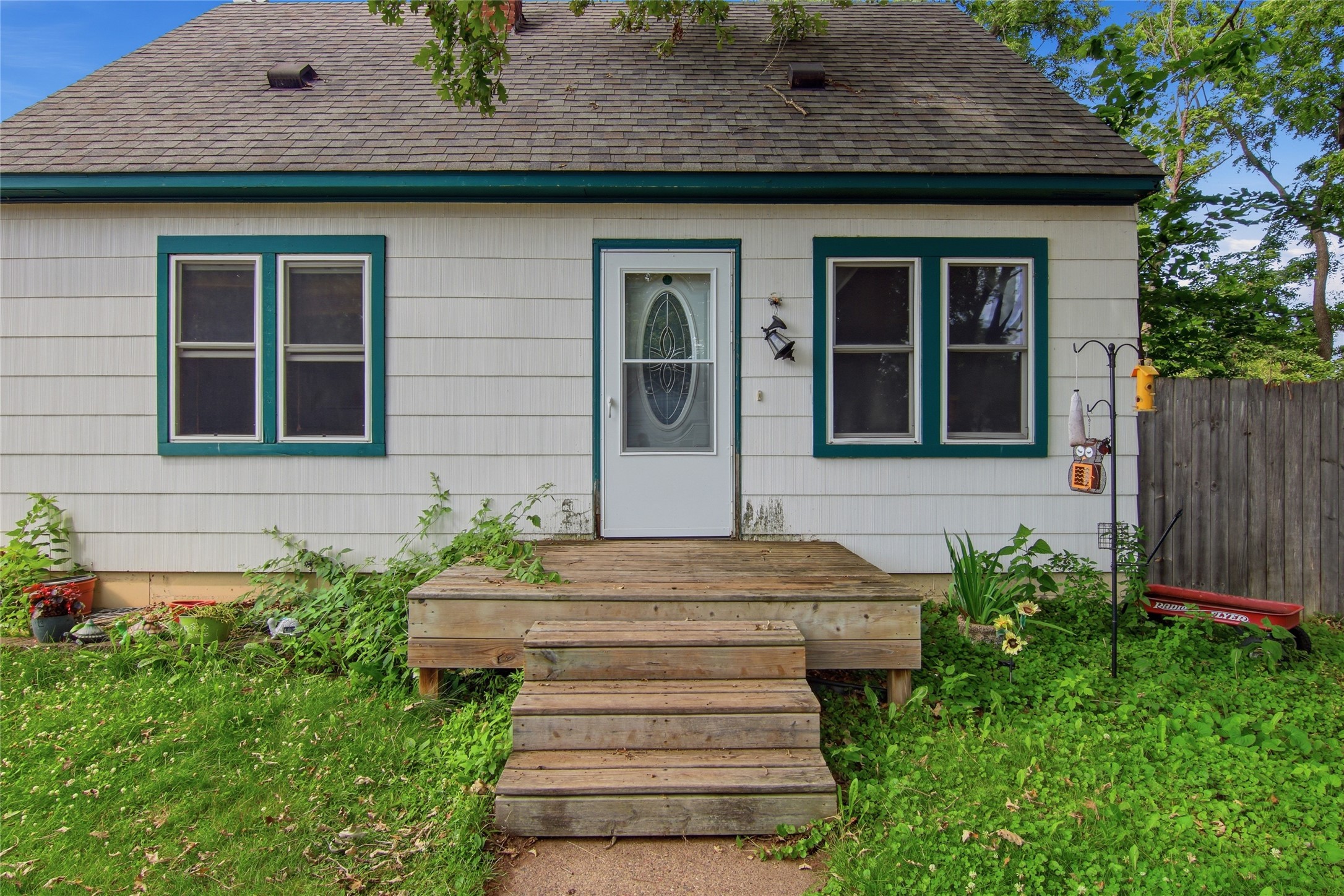 604 Bolles Street Property Photo 49