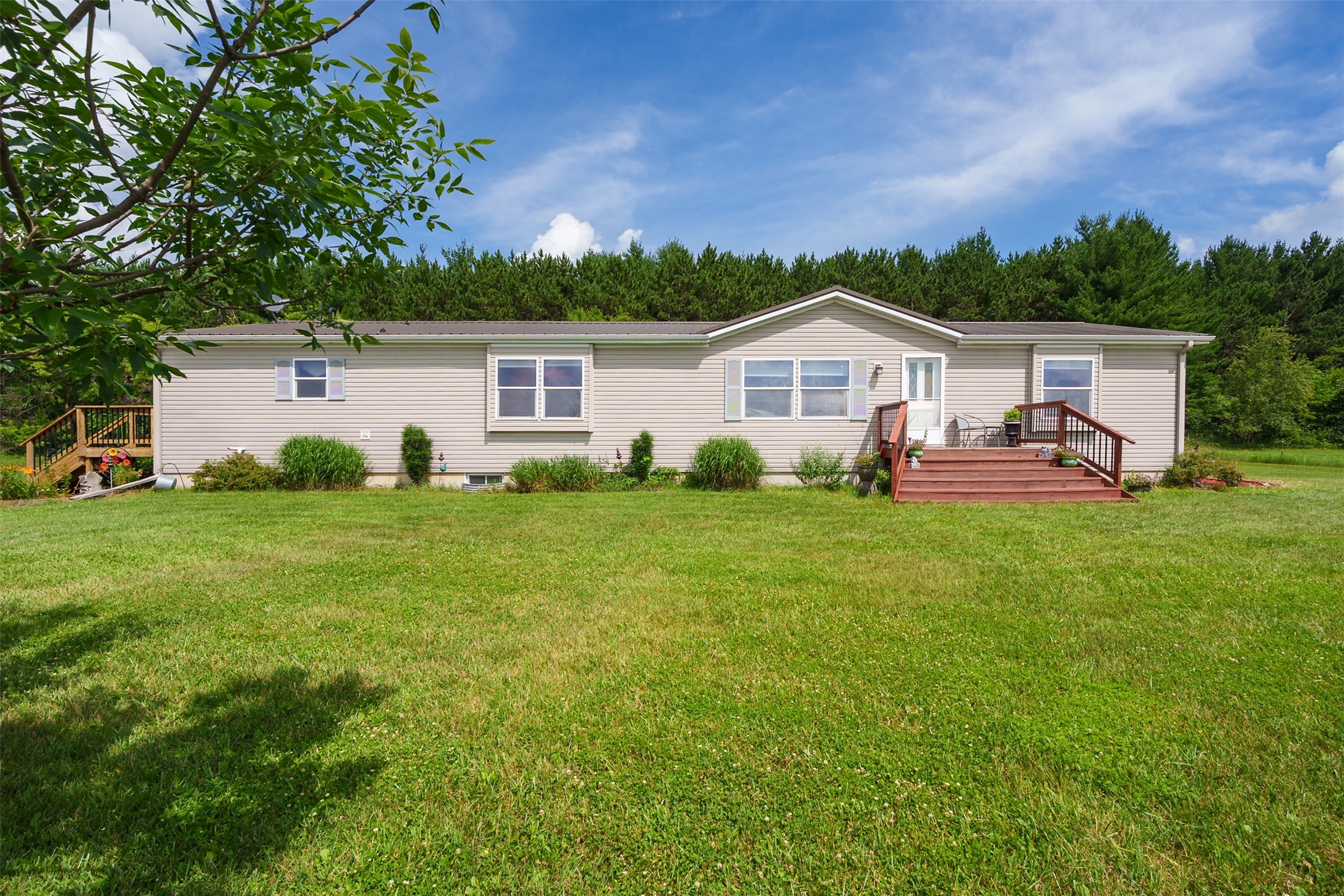 W366 Albany K Property Photo 1