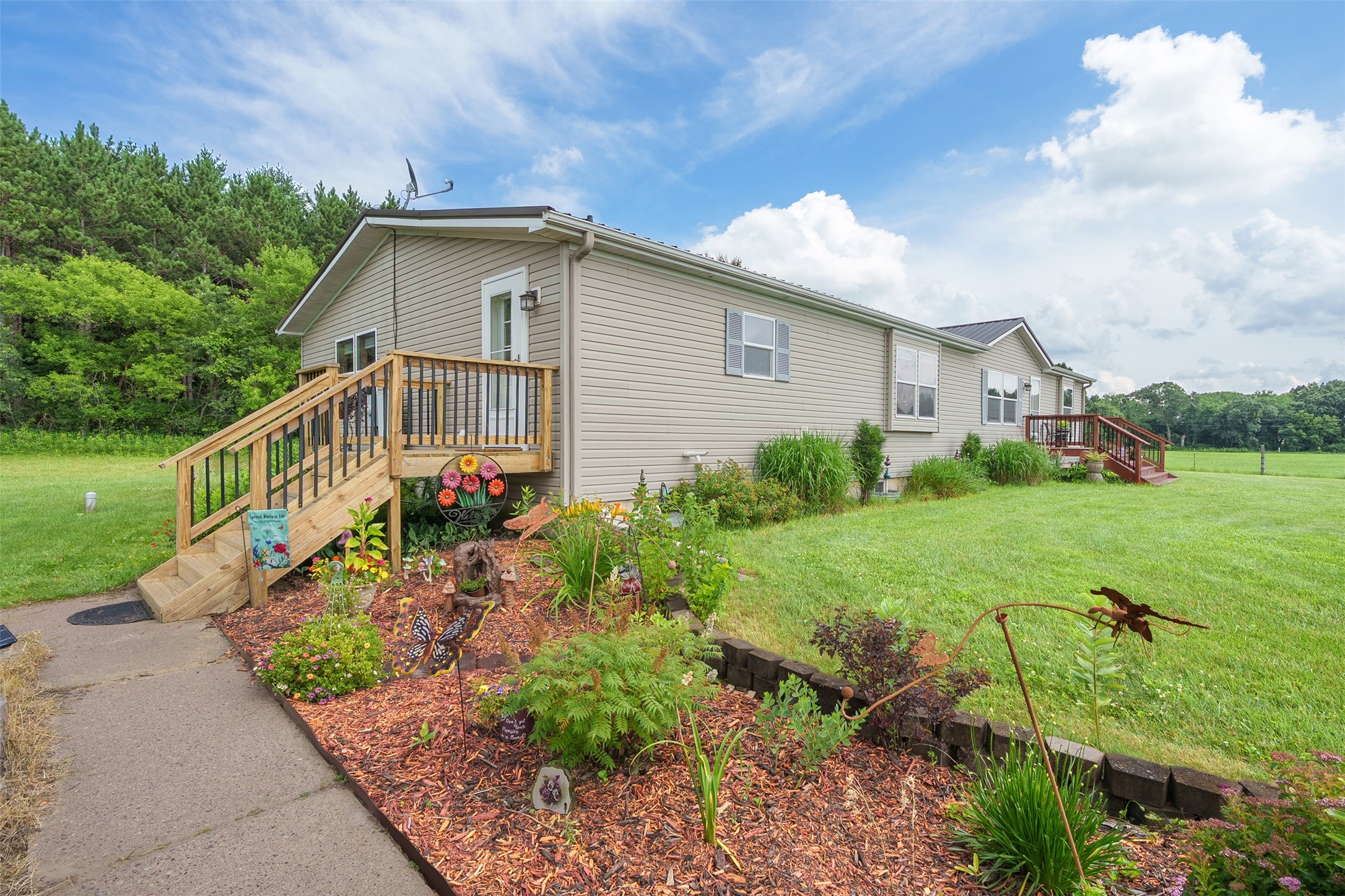 W366 Albany K Property Photo 5