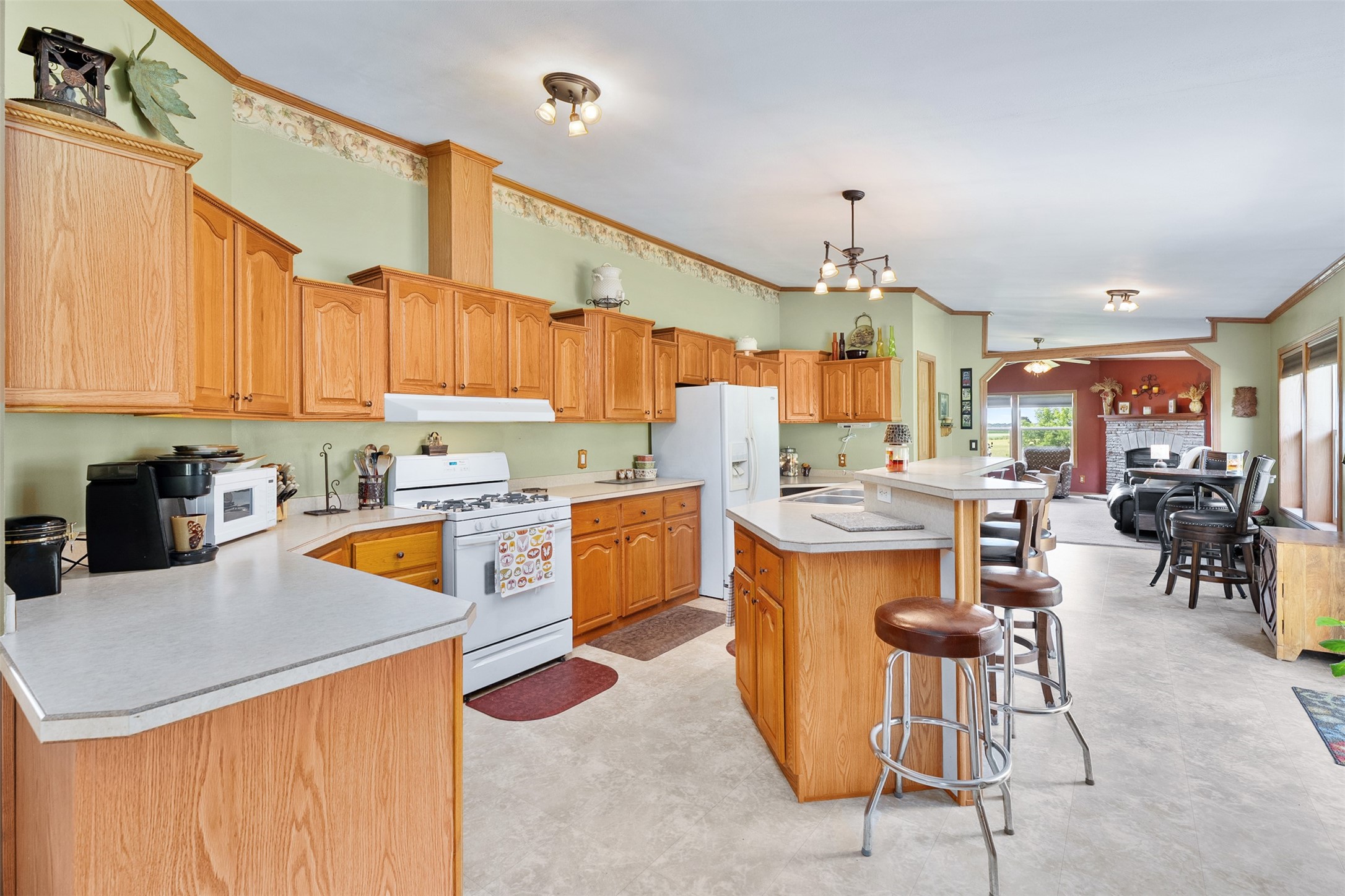 W366 Albany K Property Photo 17