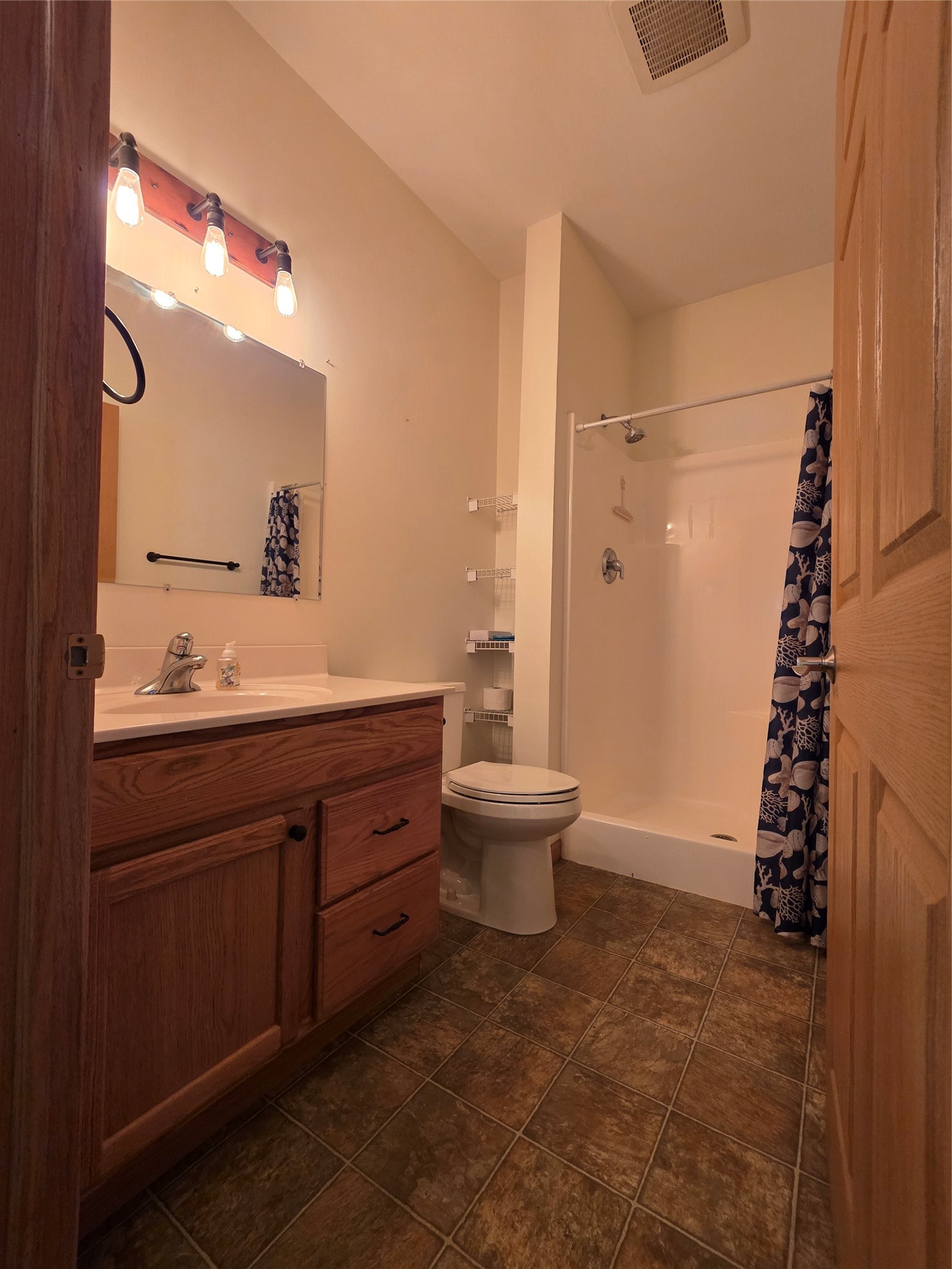 21423 Sheila Lane Property Photo 6