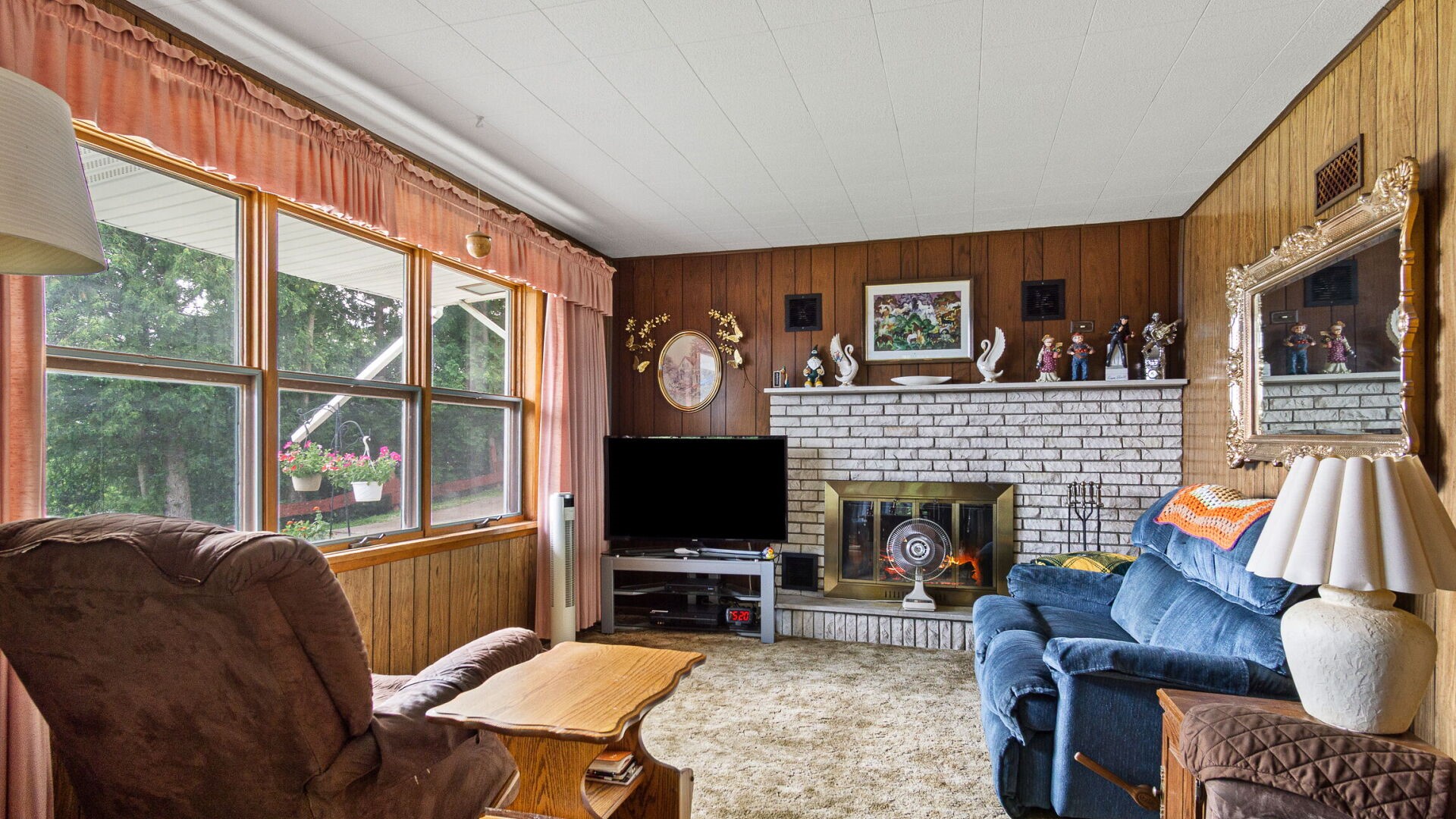 1107 S 2nd Street Property Photo 6