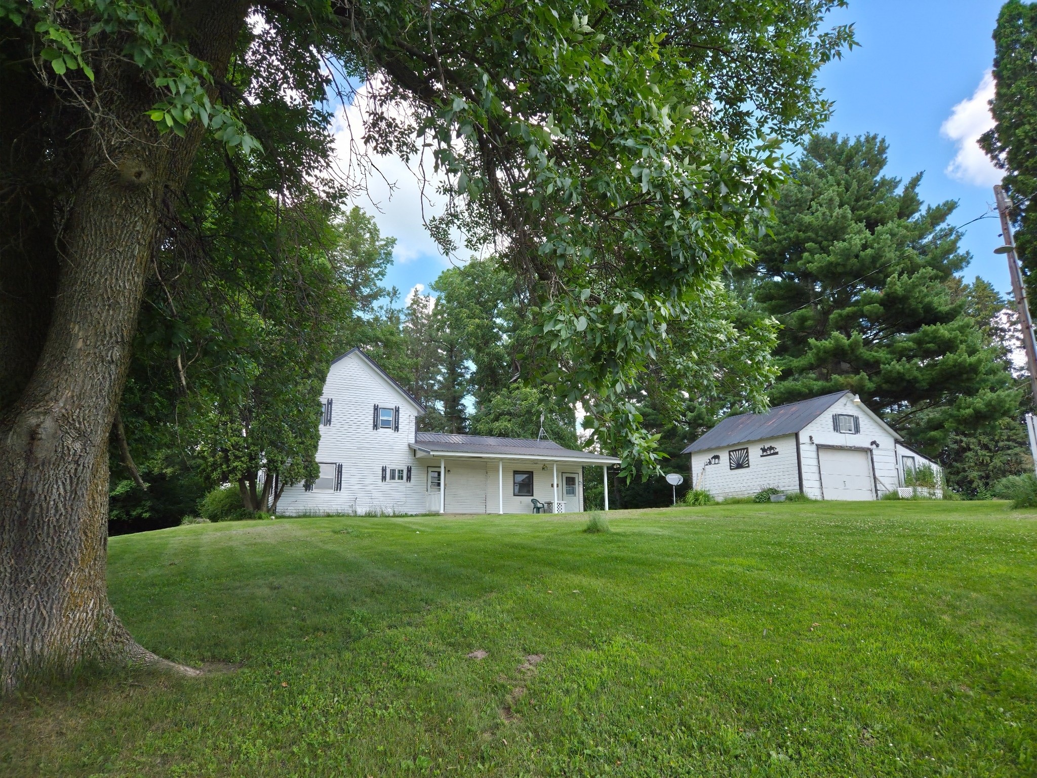 995 16th Street Property Photo 1