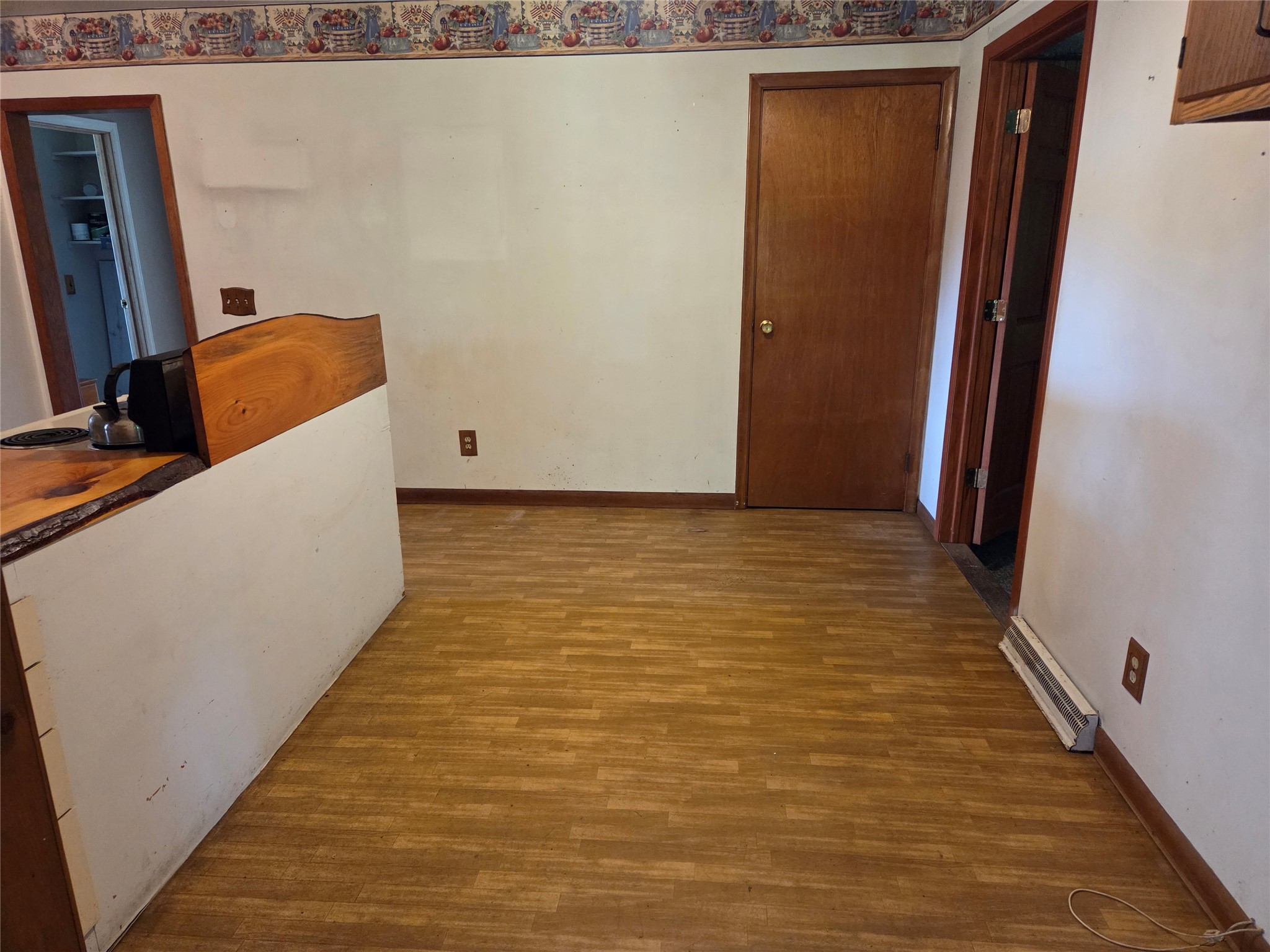 995 16th Street Property Photo 15