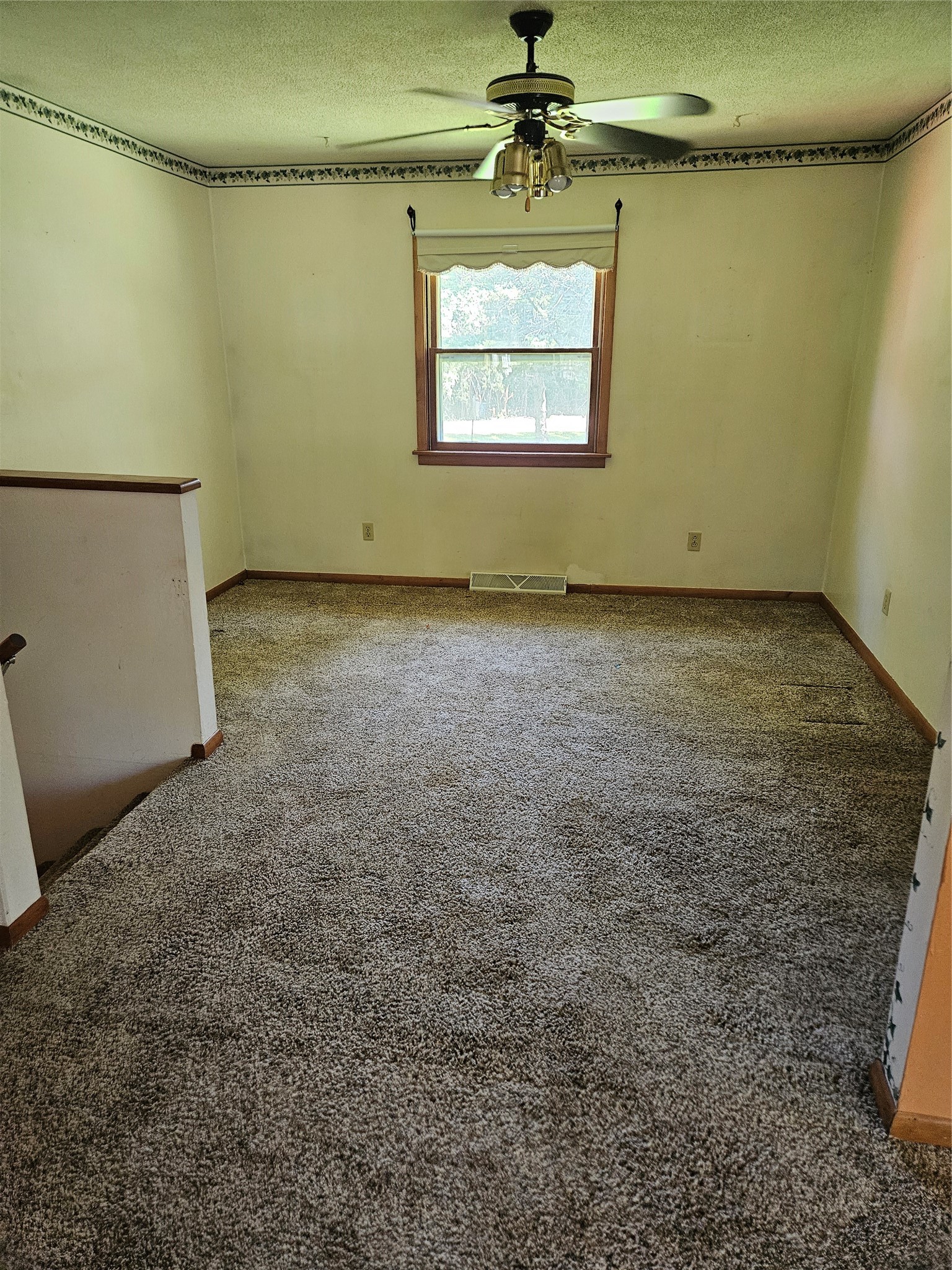 1823 143rd Street Property Photo 8