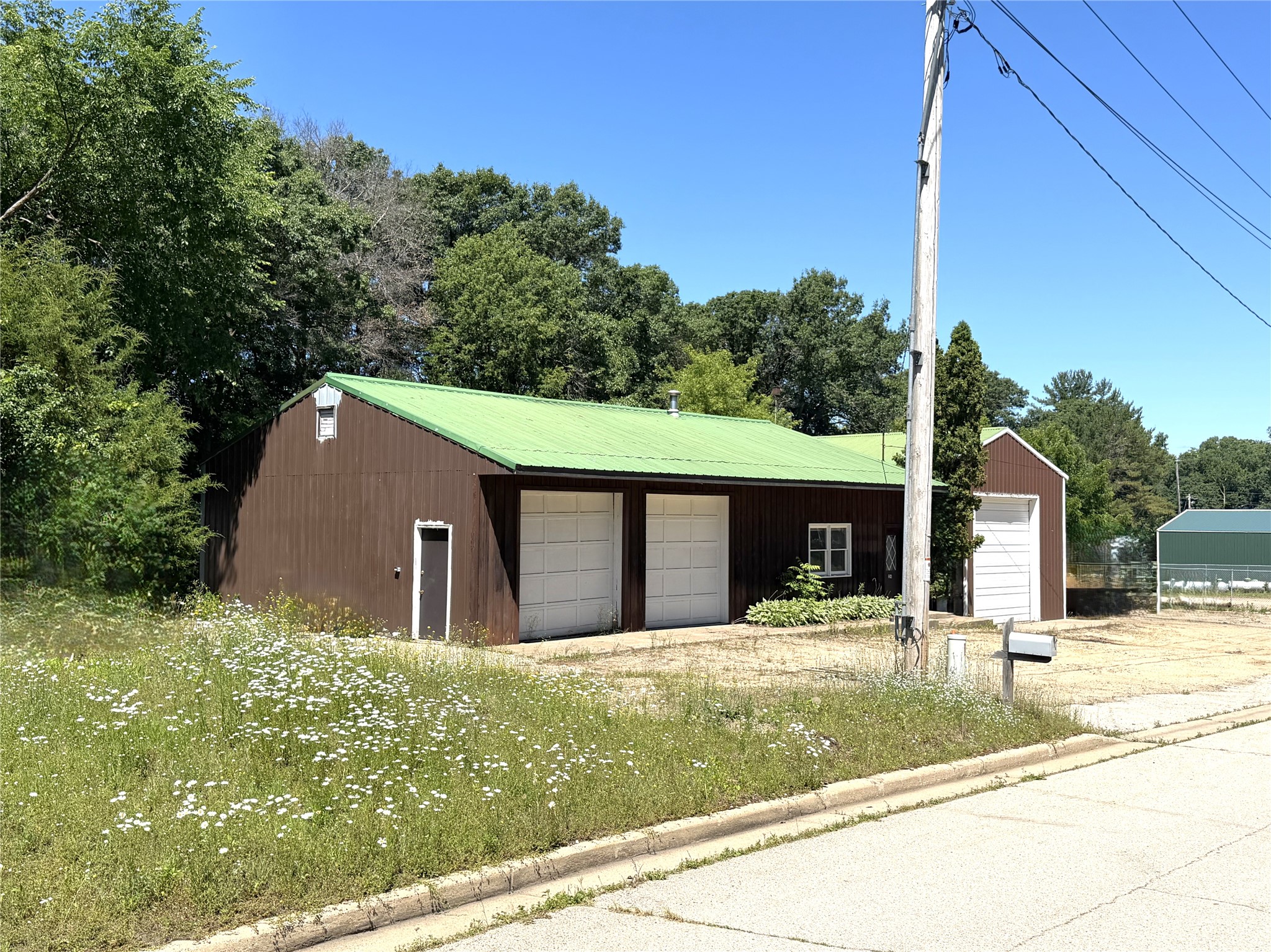 124 Cedar Street Property Photo 2