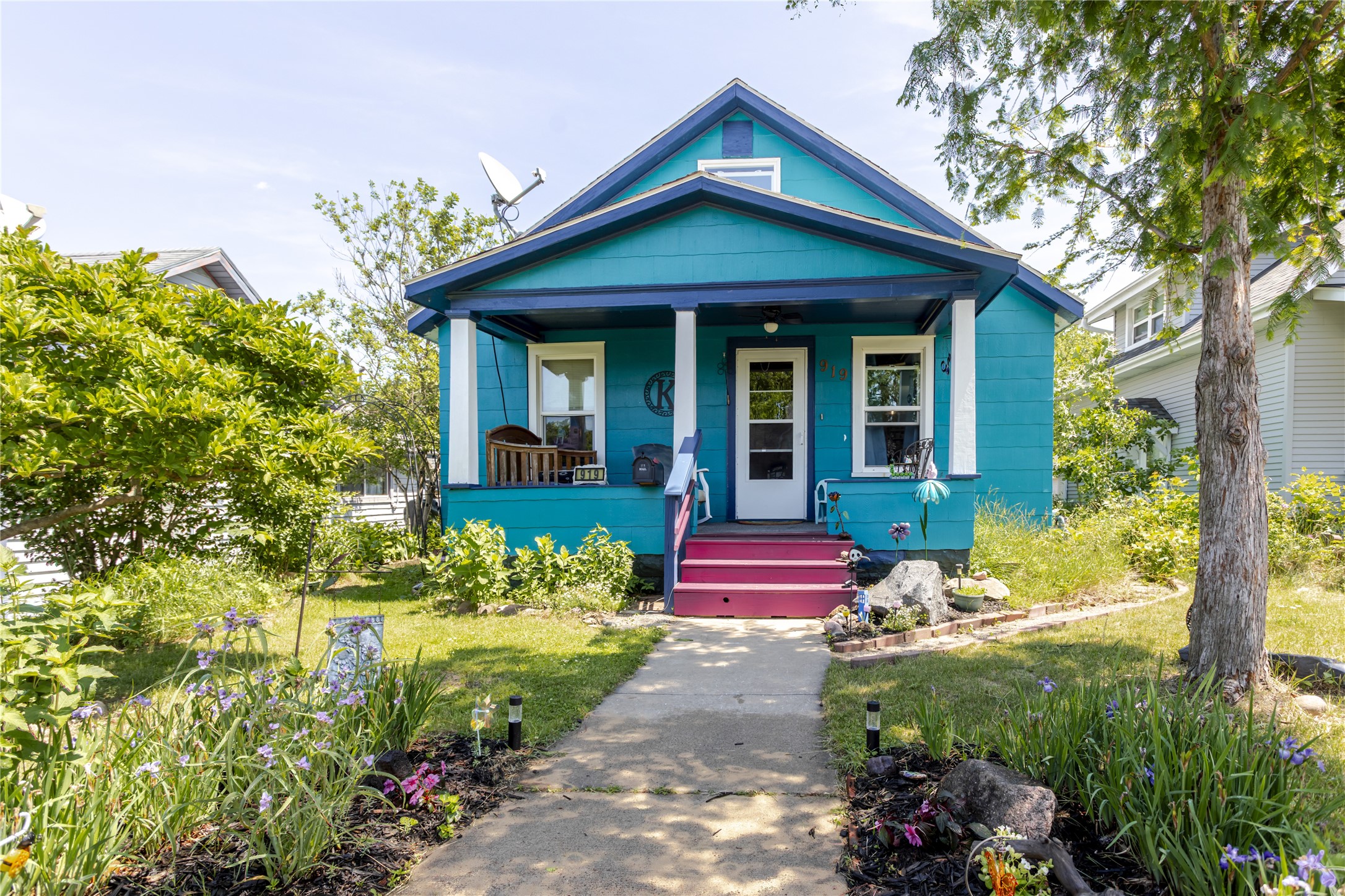 919 Summer Street Property Photo 1