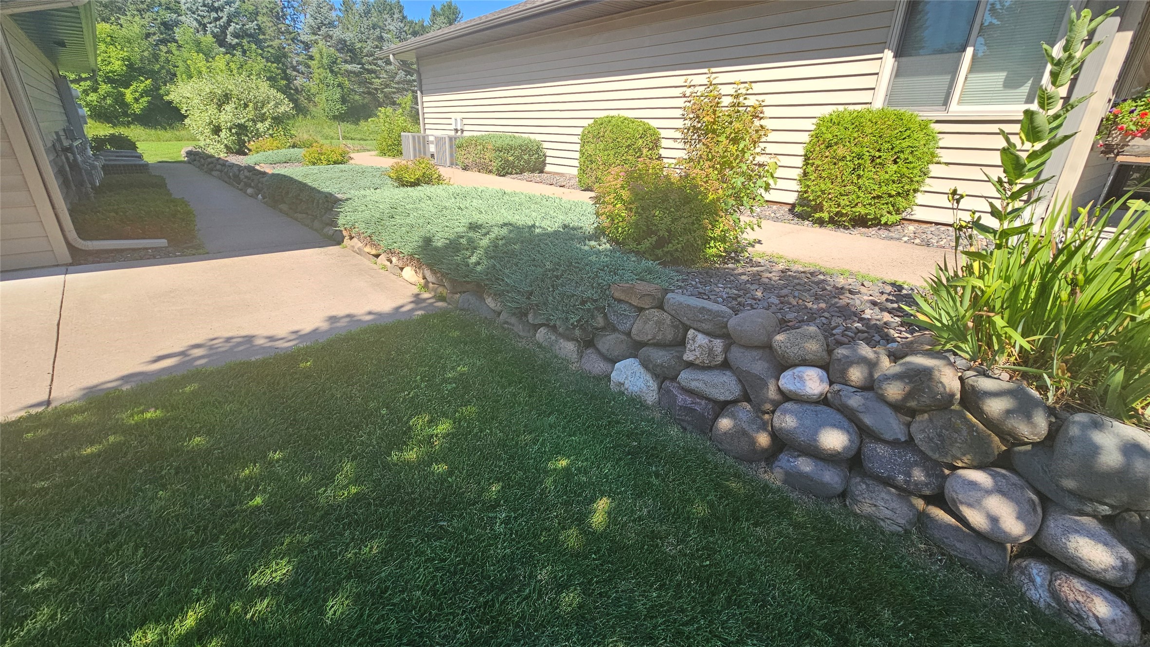 15774 Pine Meadows Lane Property Photo 6