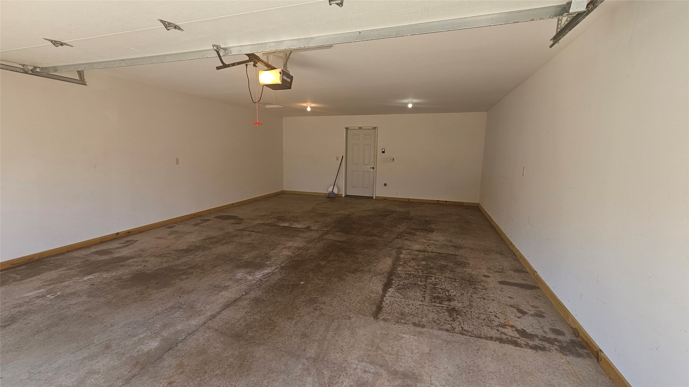 15774 Pine Meadows Lane Property Photo 9