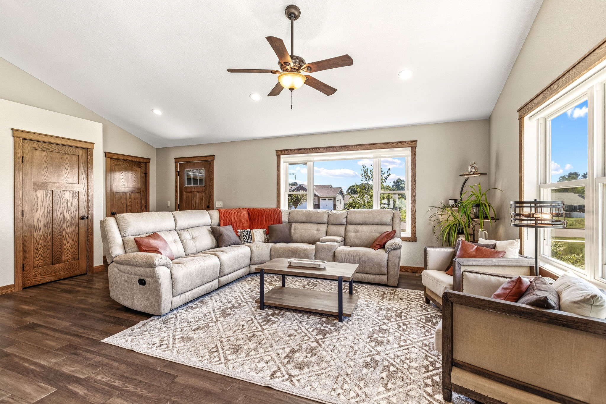 6364 Aspen Ridge Drive Property Photo 6