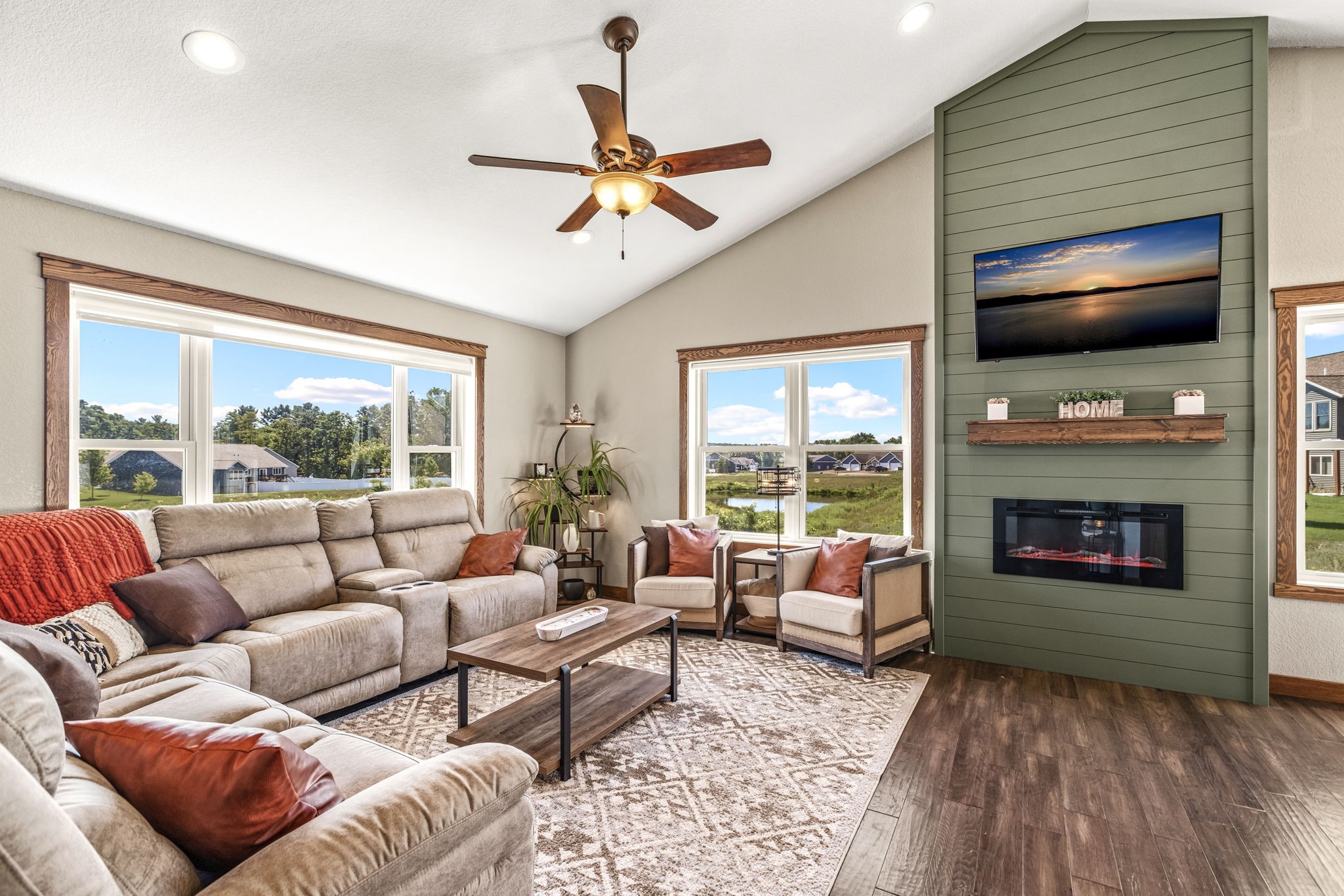 6364 Aspen Ridge Drive Property Photo 8