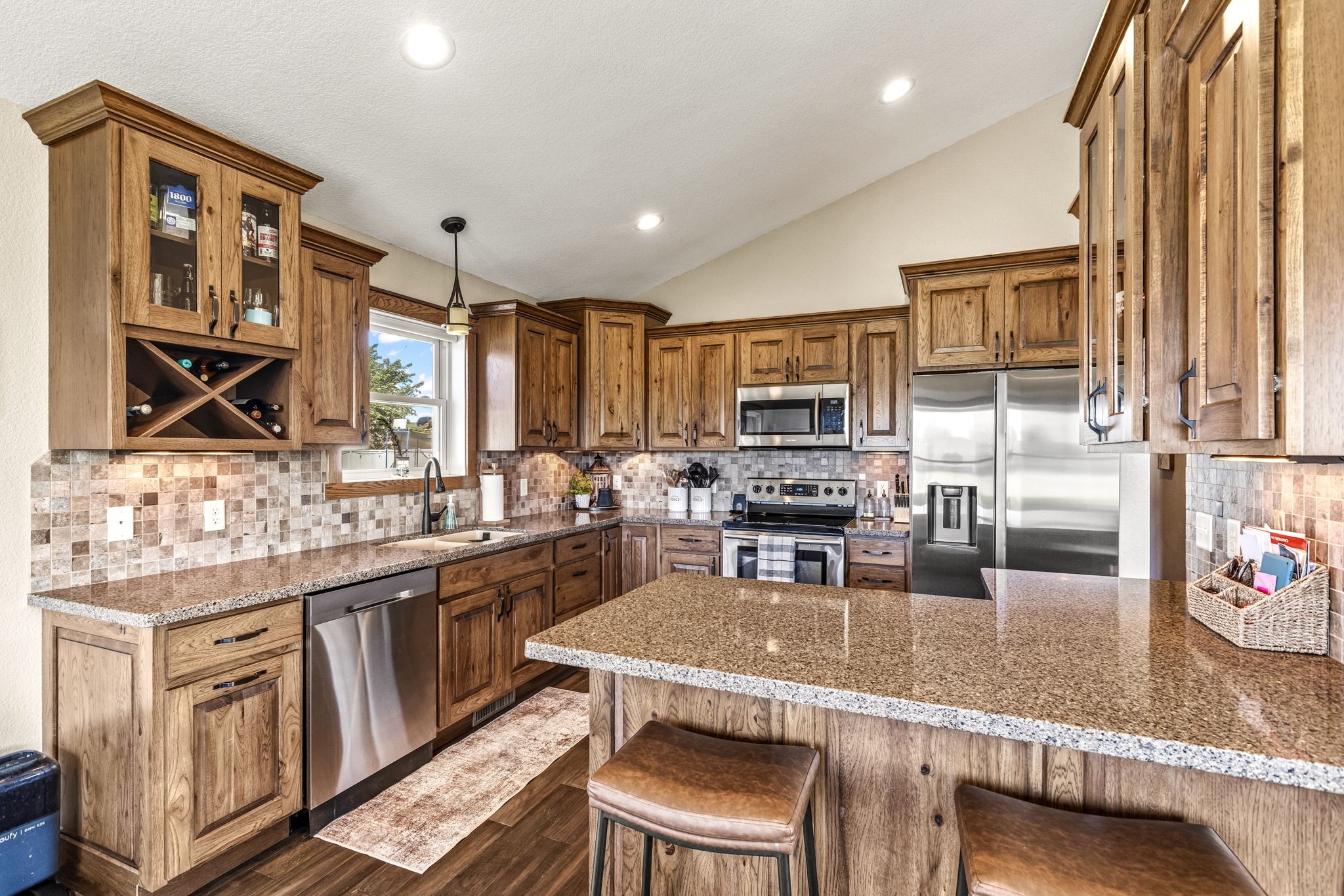 6364 Aspen Ridge Drive Property Photo 14