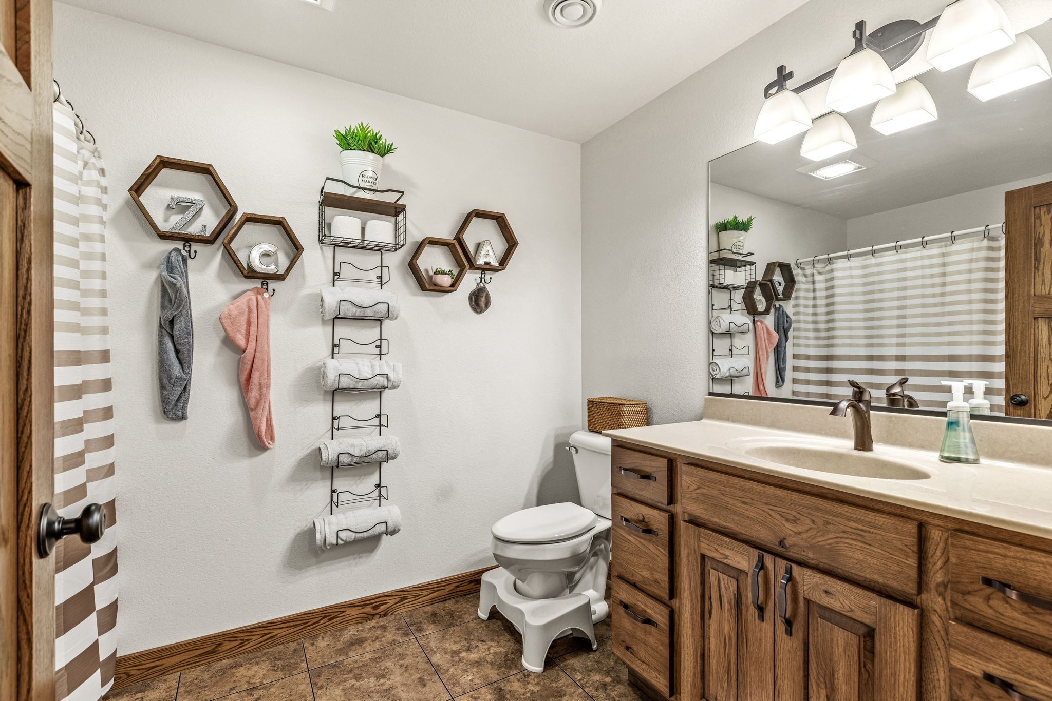 6364 Aspen Ridge Drive Property Photo 34